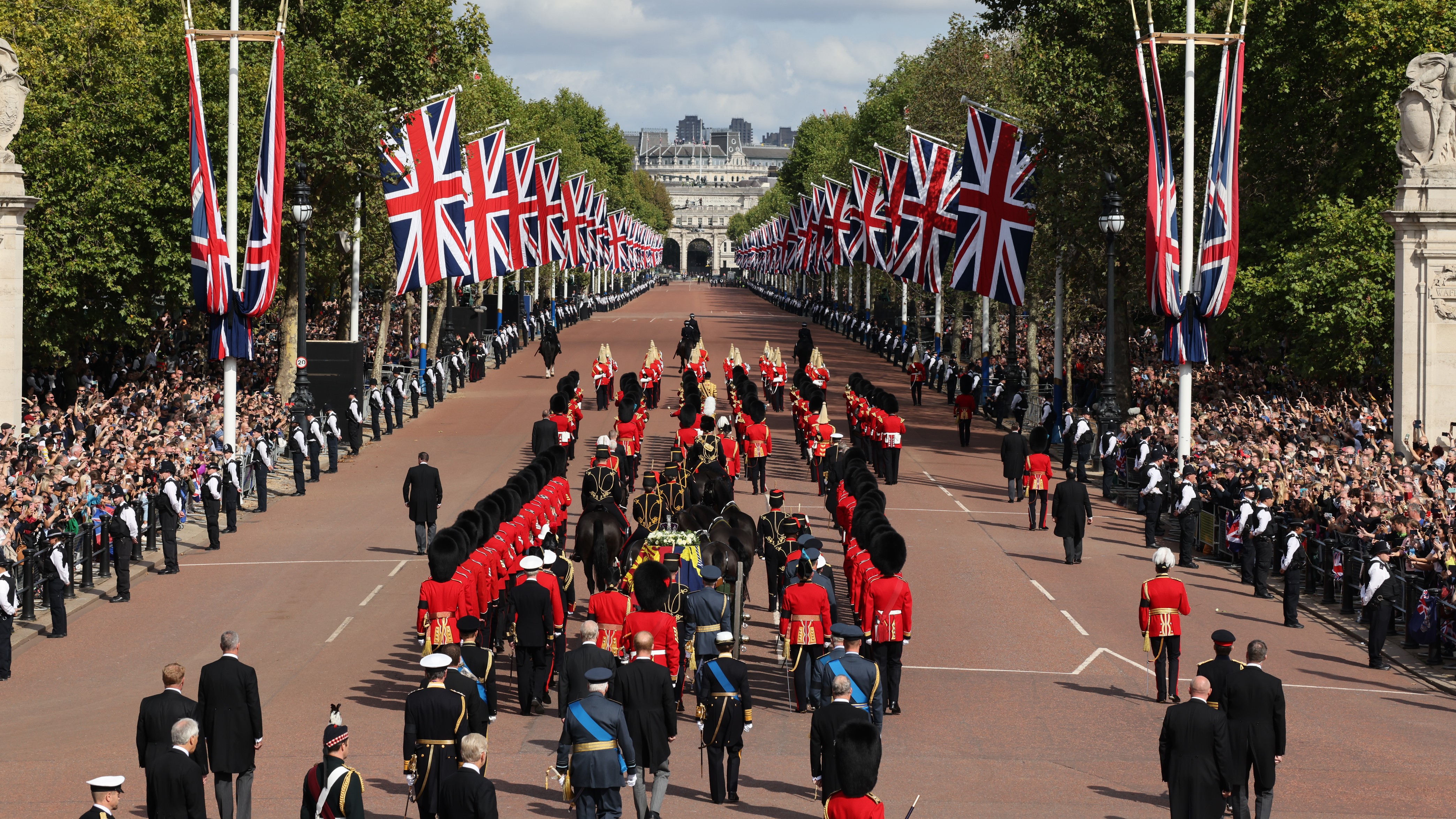 Armed Forces personnel helped move The Queen’s coffin in procession from Buckingham Palace to Westminster Hall 14092022 CREDIT MOD Crown Copyright