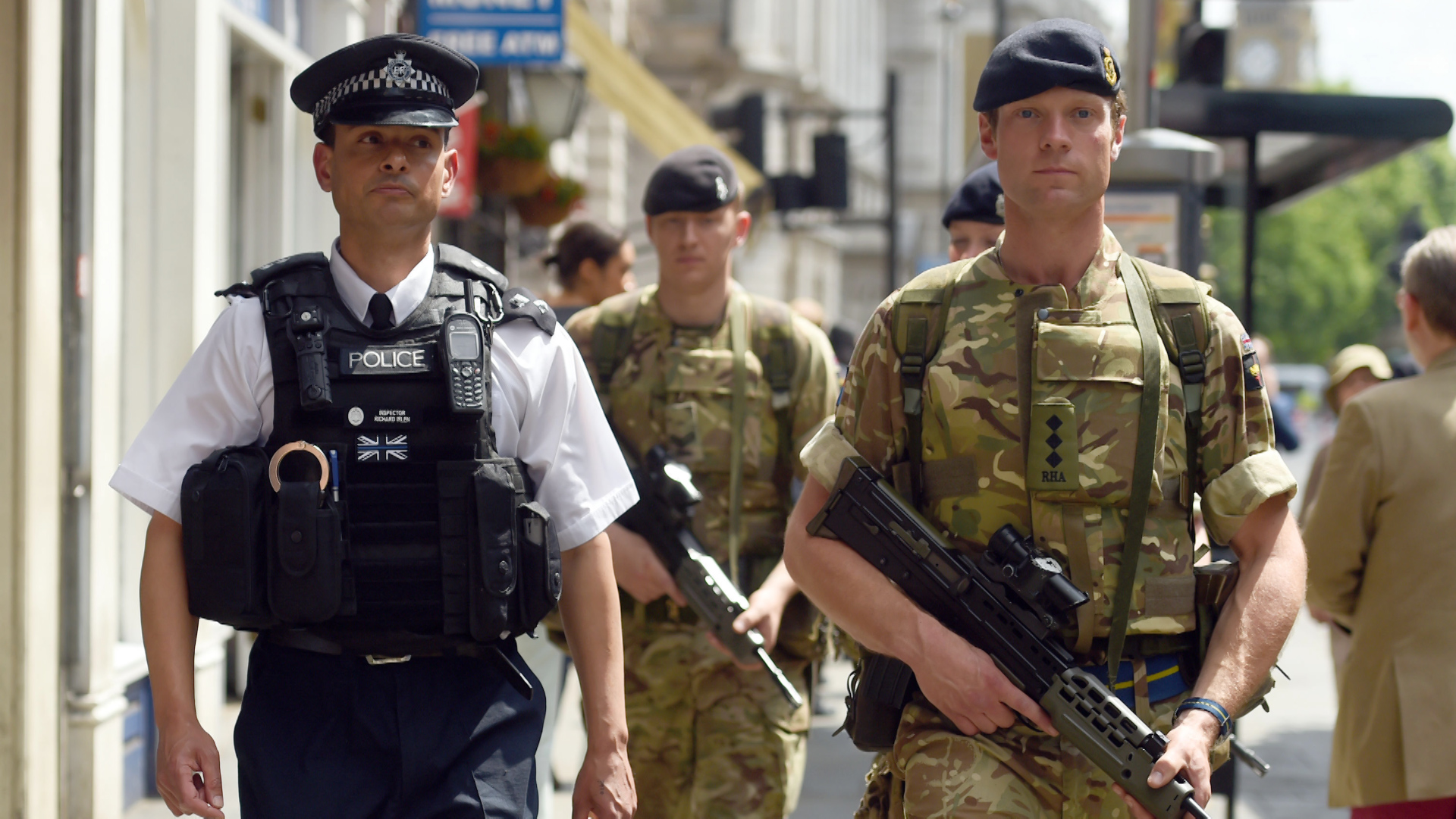 Army join police in Whitehall after terror attack 240517 CREDIT PA