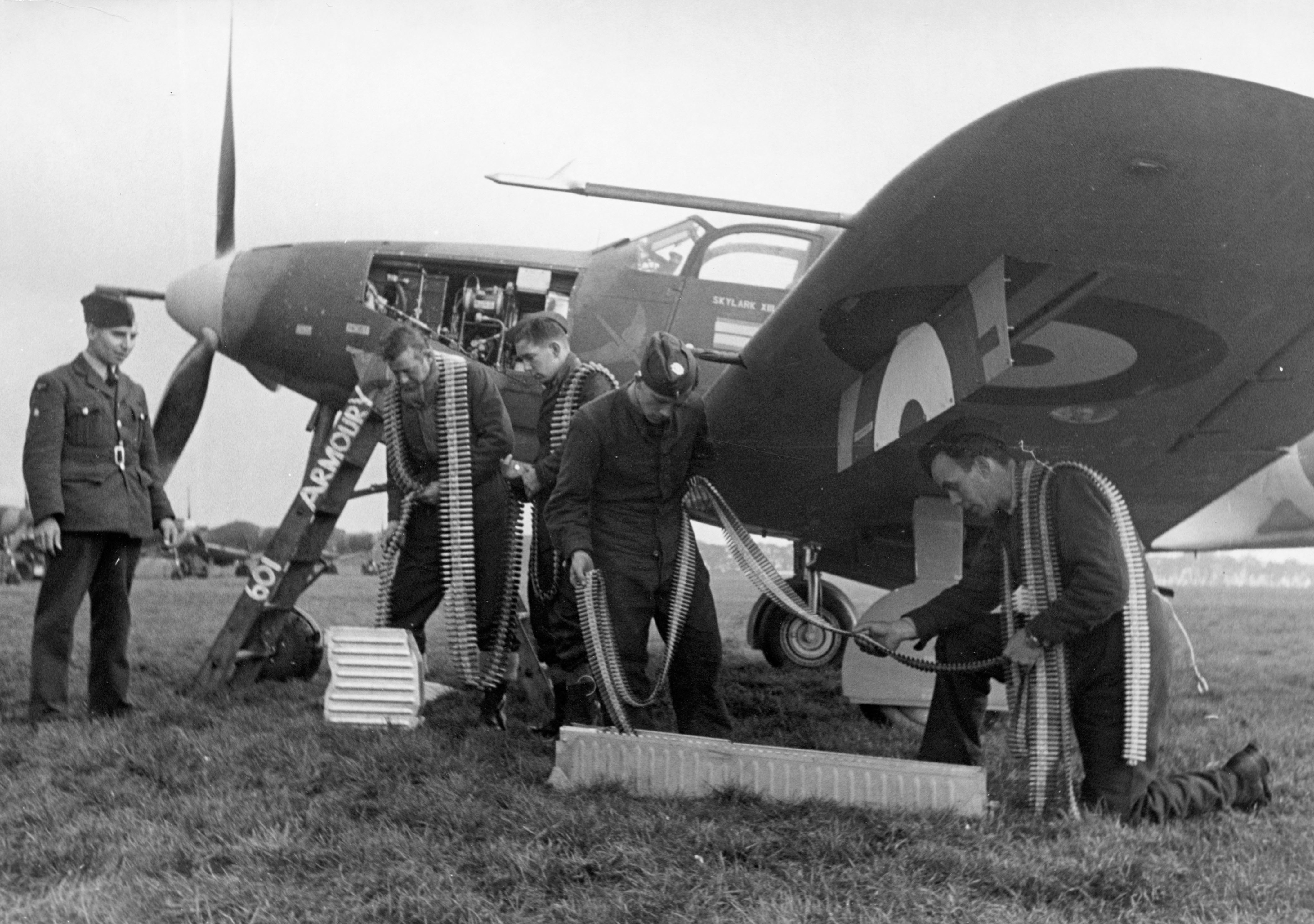 601 Squadron fighter command loading ammunition onto the American Airacobra fighter plane October 1941 (Picture: Alamy).