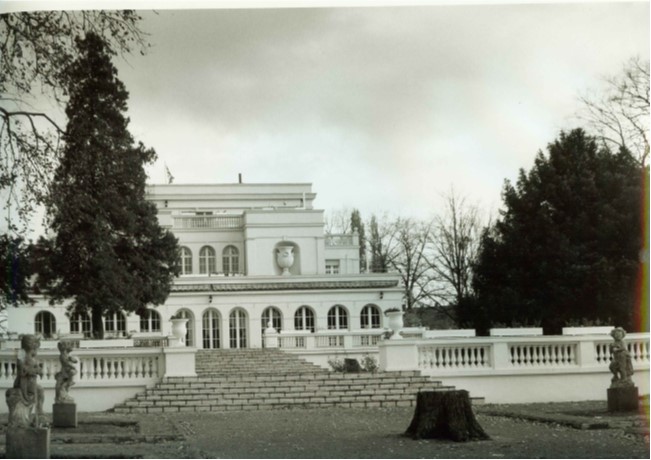 BRIXMIS mission house and gradens CREDIT BRIXMIS Association.jpg 