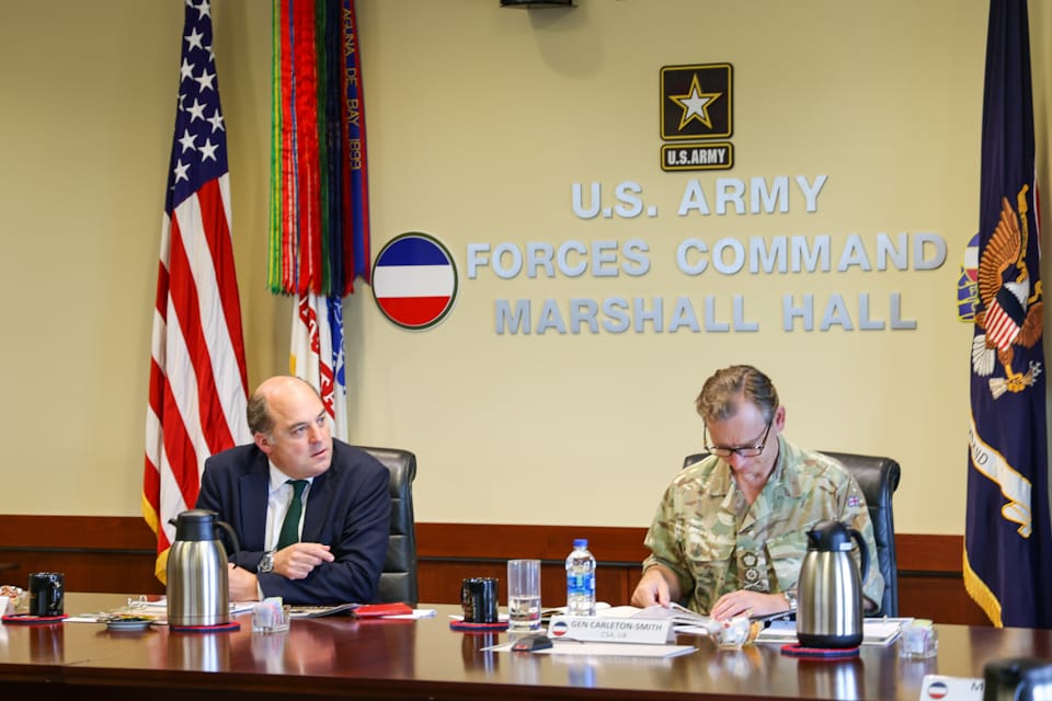 Ben Wallace and General Sir Mark Carleton-Smith at Fort Bragg