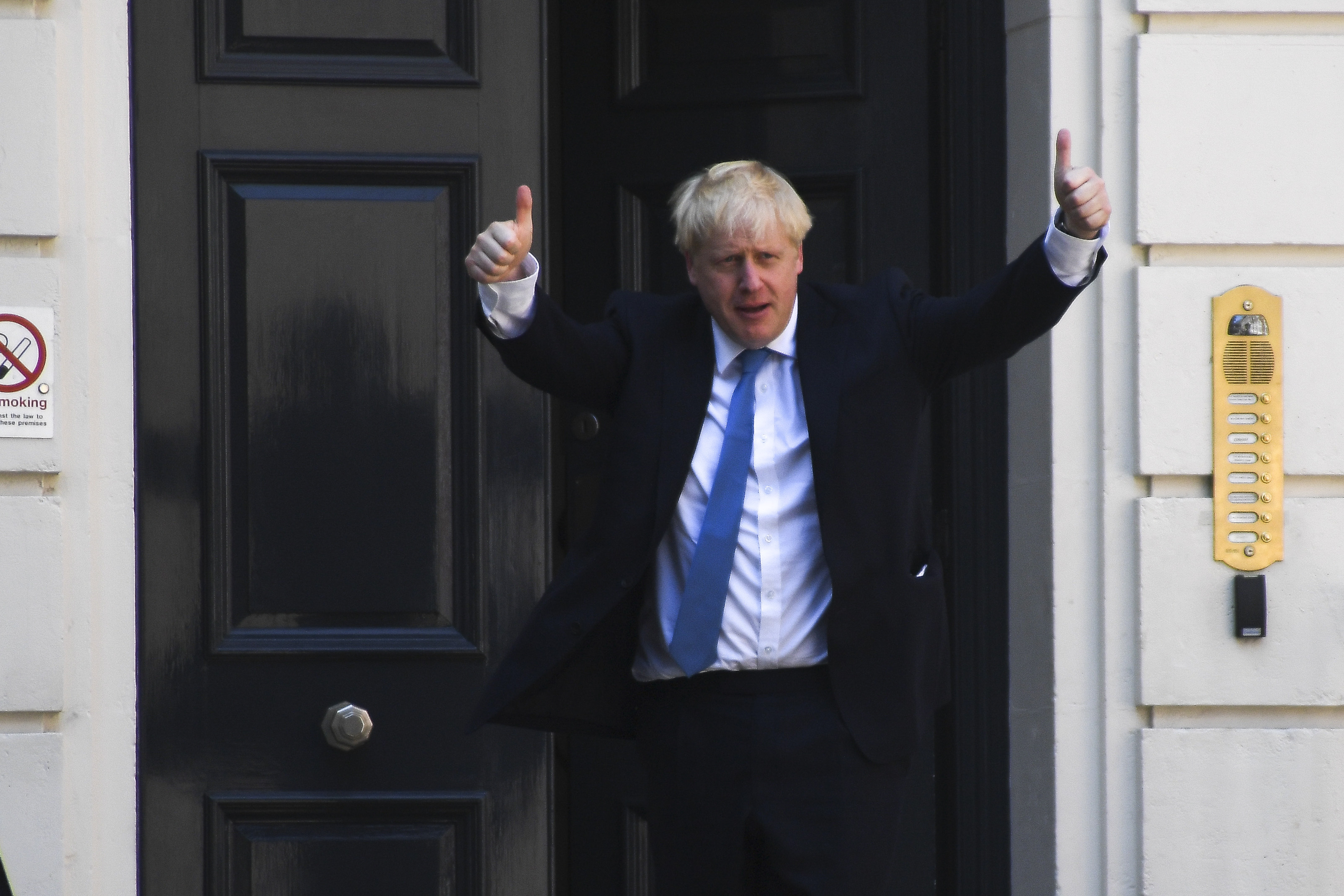 Boris Johnson outside Conservative Party HQ (Picture: PA).