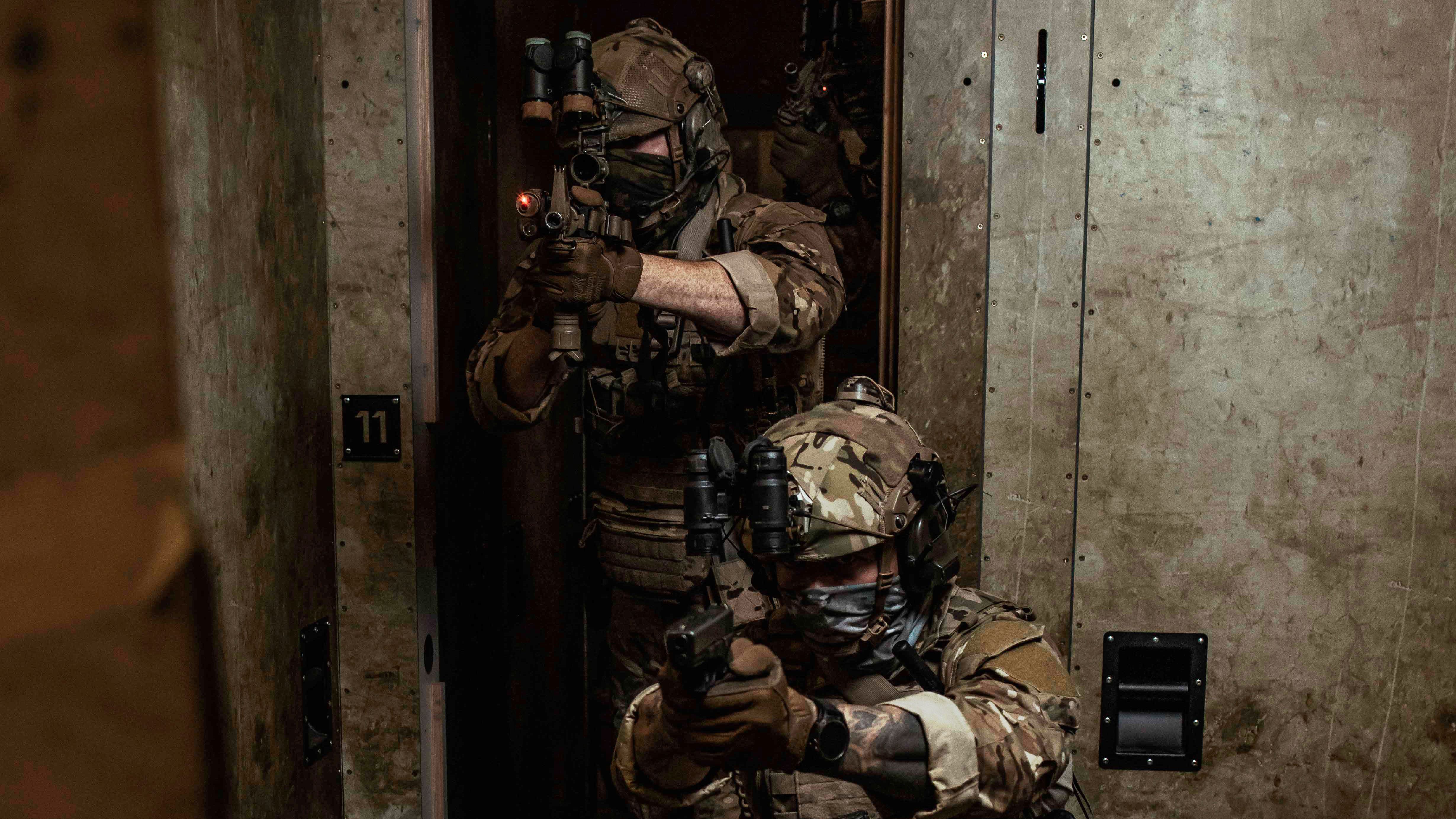 British Army Pathfinders Members taking part in an Urban training environment (Picture: MOD).