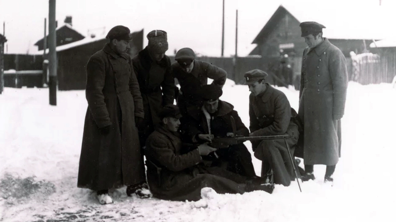 British Marines instructing Estonians in the use of Madson guns, 1918.