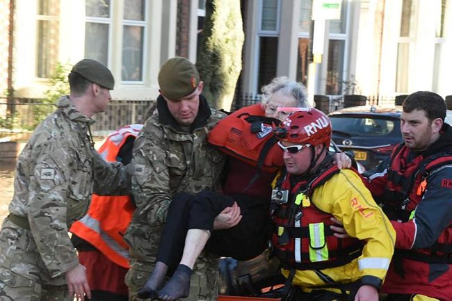 British soldiers flooding rescue, Carlisle 2015