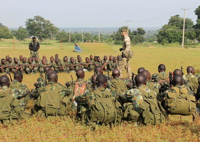British military advisor with Nigerian soldiers