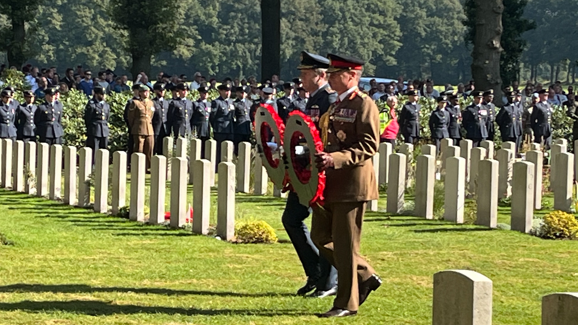 CGS General Sir Roly Walker and Deputy Commander NATO's Allied Air Command at Arnhem service 220924 BFBS