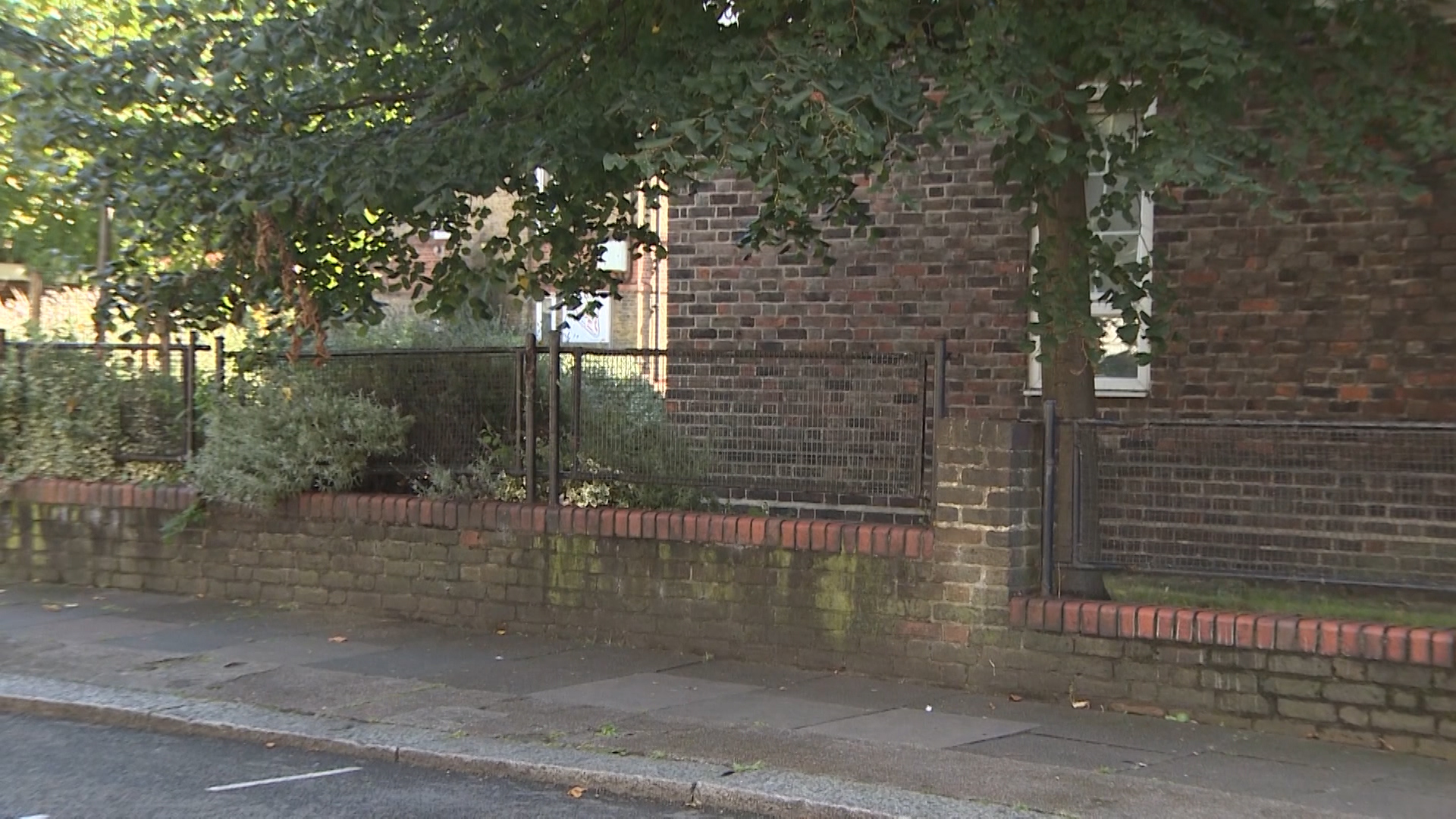 Campaign Launched To Save WW2 Stretcher Fences