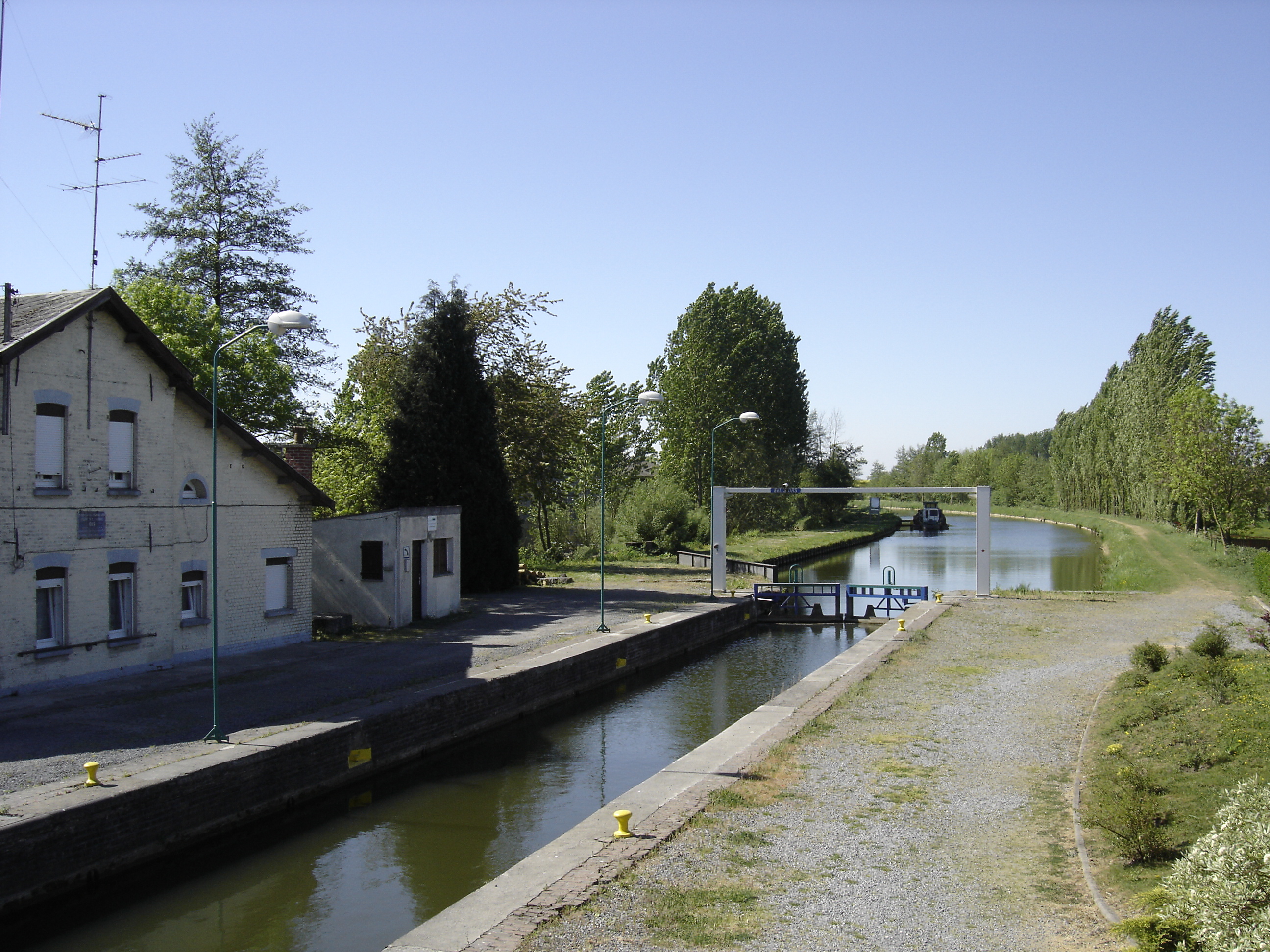 Picture of the Sambre-Oise Canal where First World War poet Wilfred Owen was killed