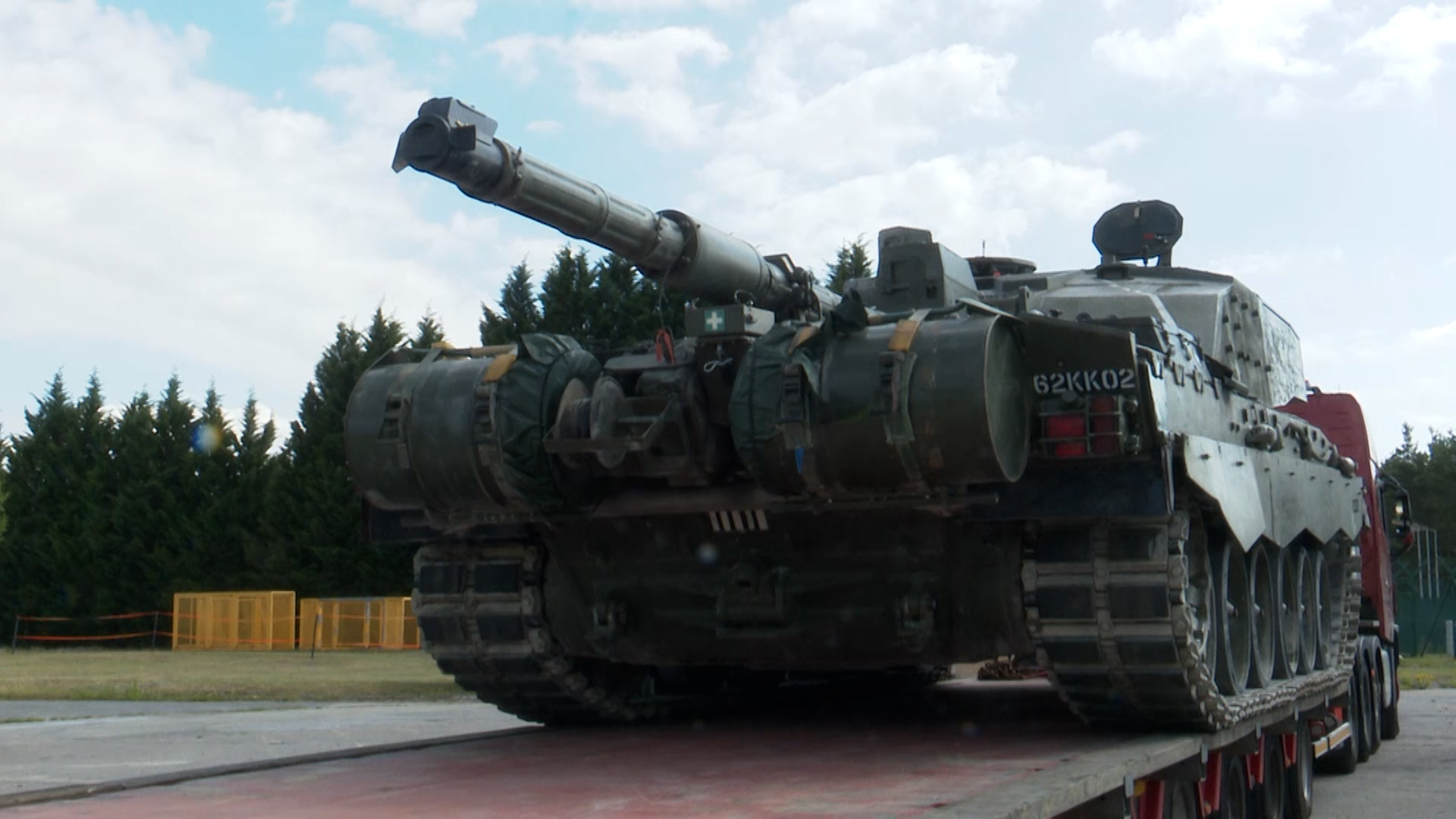 Challenger 2 tanks stored in Sennelager being prepared to be sent to Poland 05072022 CREDIT BFBS.jpg