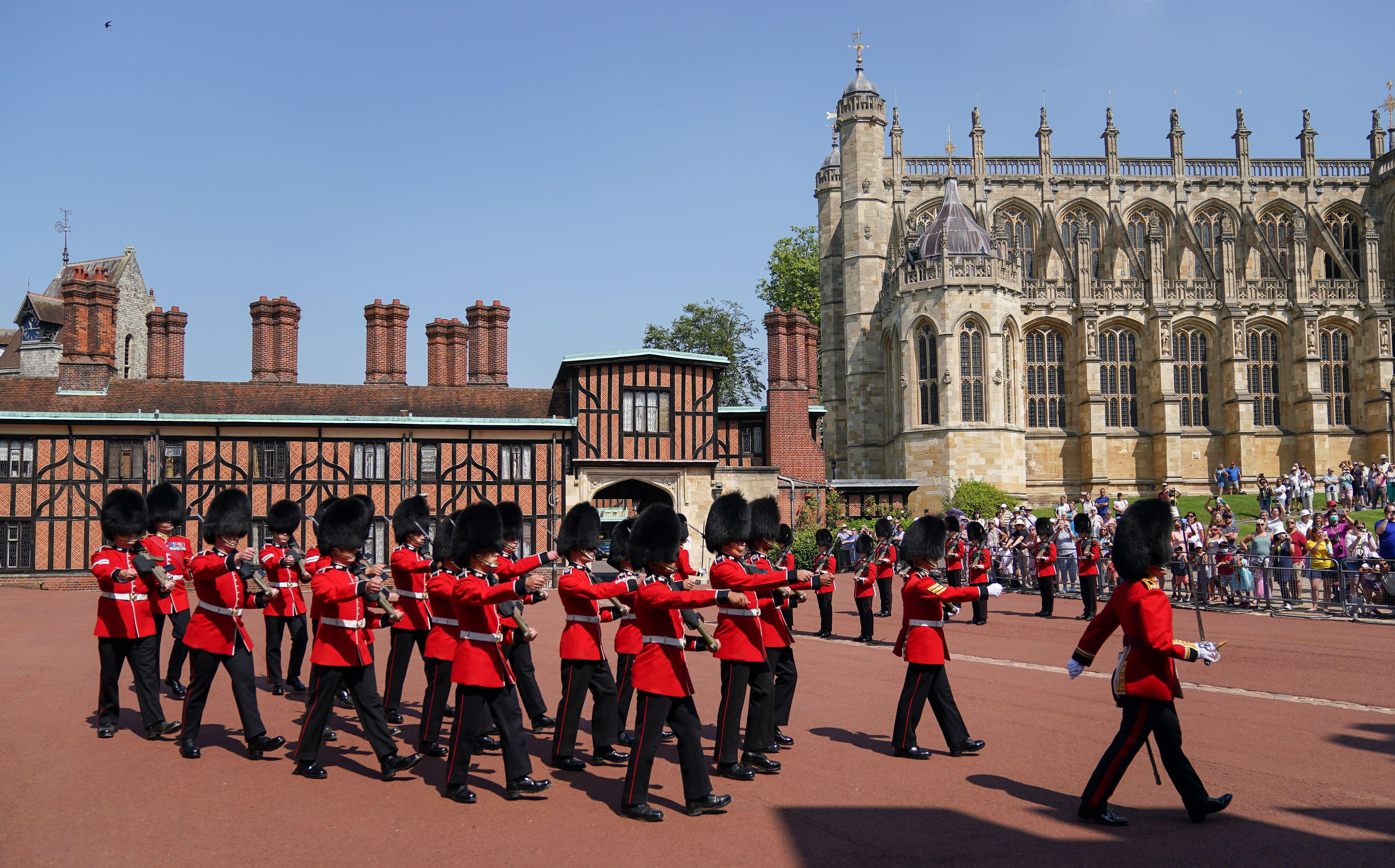 Changing of the Guard ceremony at Windsor Castle for the first time since the pandemic began 22072021 CREDIT ALAMY