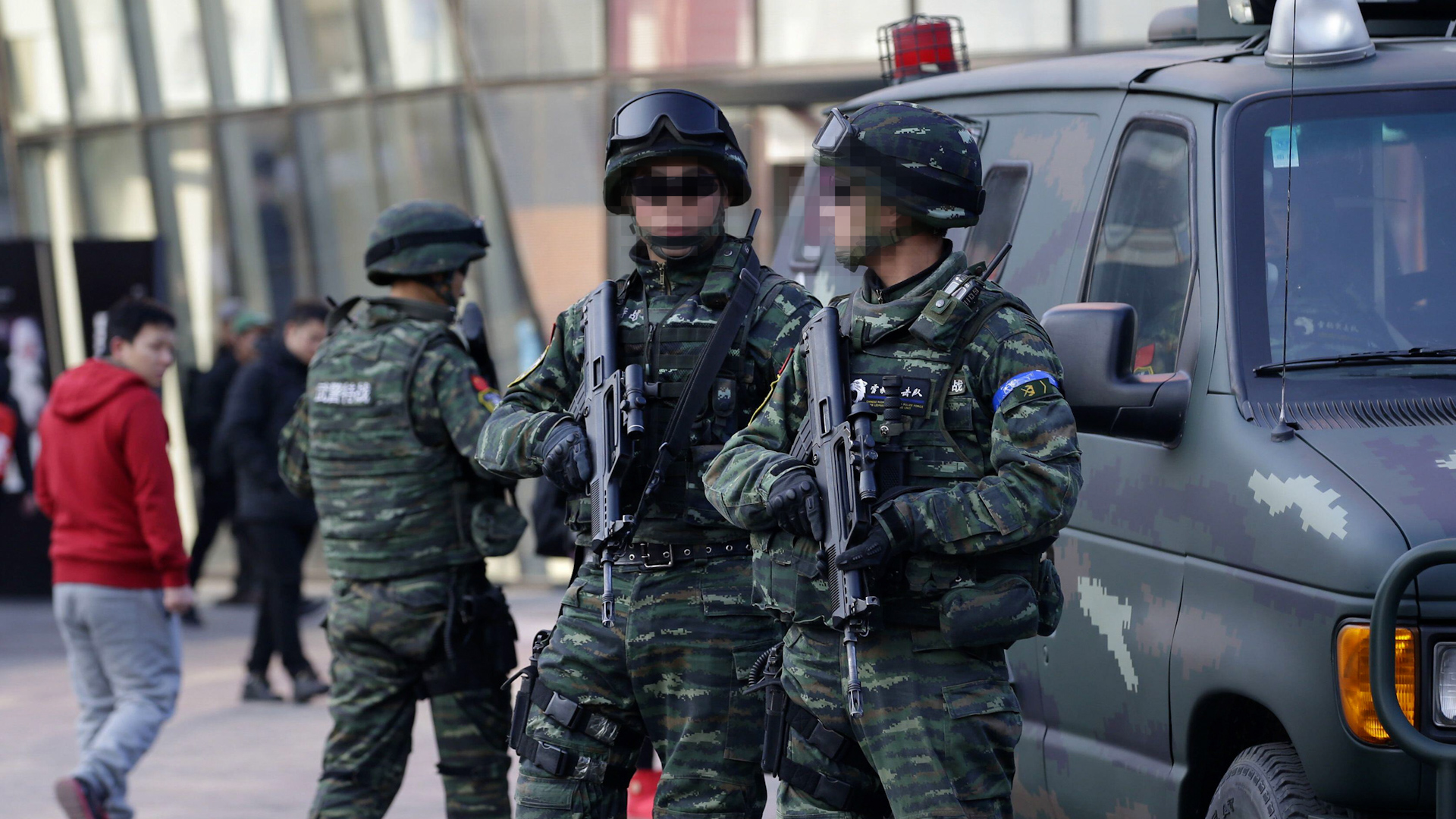 Chinese Snow Leopard Commando Unit members