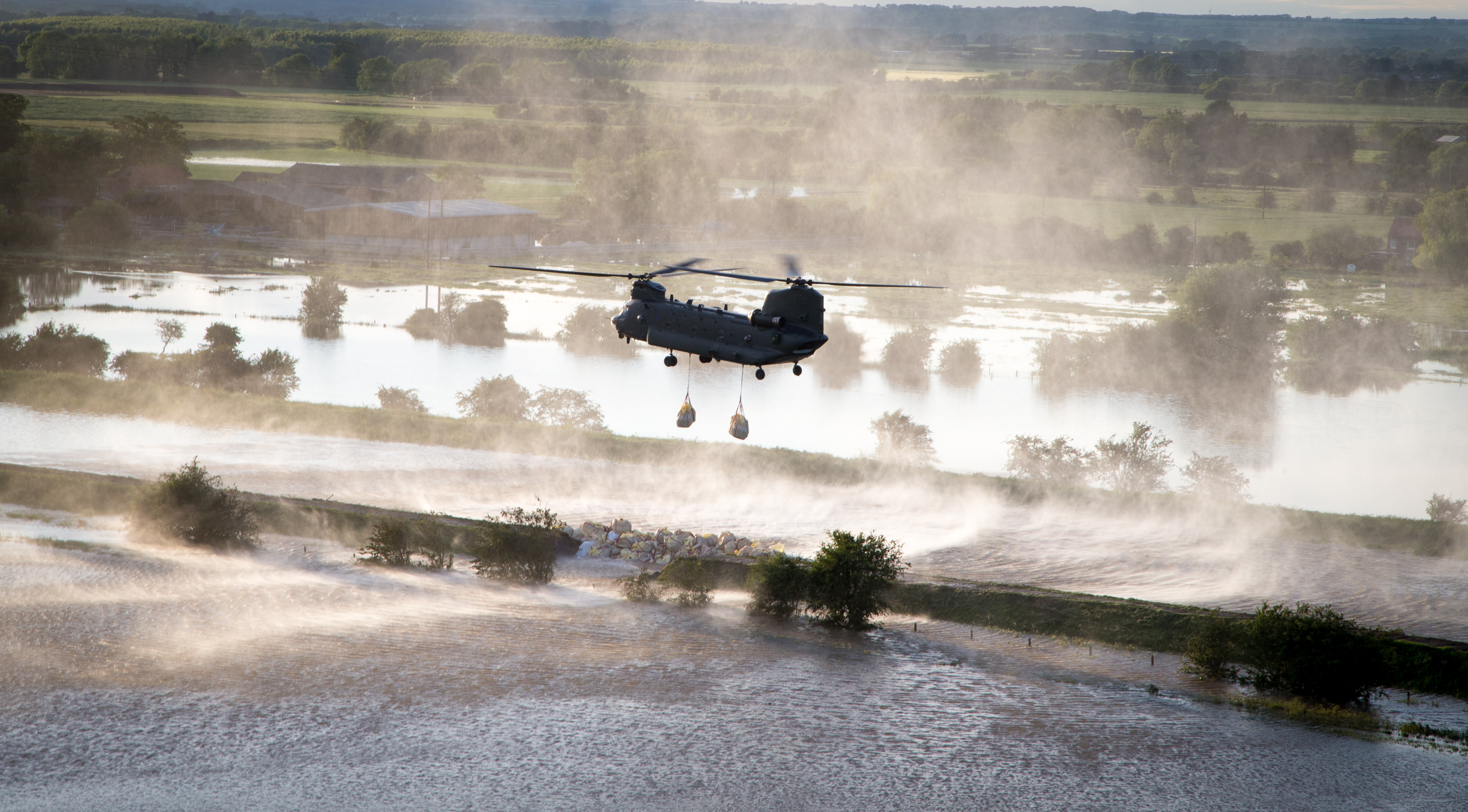 Chinook helicopter deployed to help with the flooding in Wainfleet, Lincolnshire 140619 CREDIT MOD