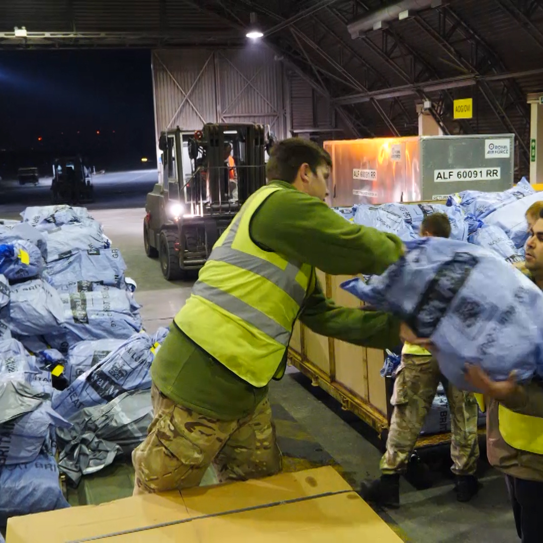 	Christmas Mail RAF Akrotiri 271218 CREDIT BFBS_0.jpg