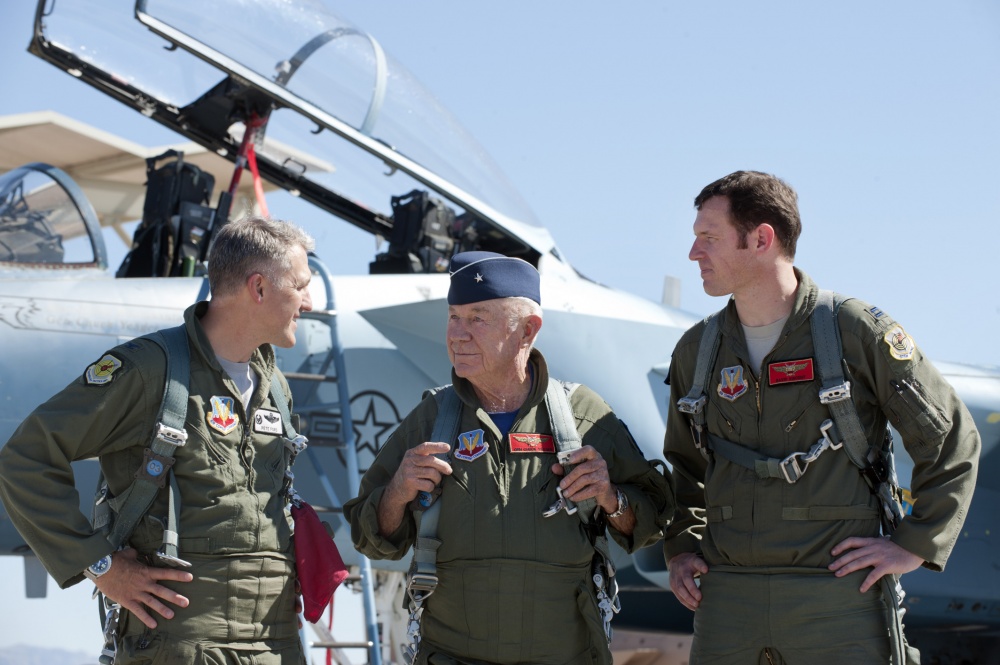 Chuck Yeager (middle) on the 65th anniversary commemoration flight of breaking the speed barrier at Nellis Air Force Base, Nevada, in 2012 (Picture: US Department of Defense).