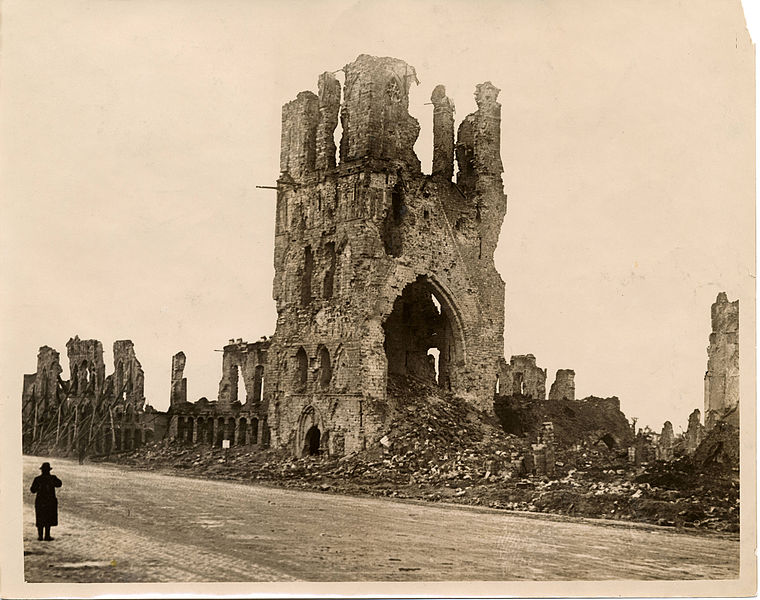 Cloth_Hall,_Ypres,_after_bombardment_(19893177755)
