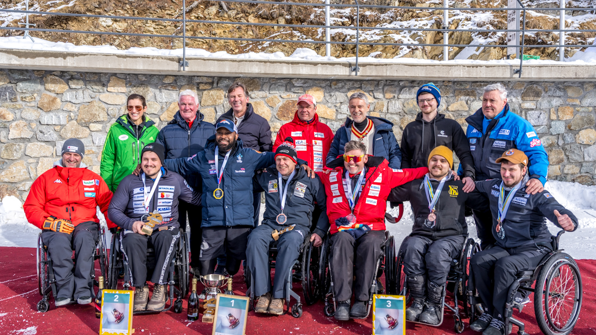 Corie Mapp with fellow competitors at the world championships in St Mpritz CREDIT IBSF DATE 14022025.jpg