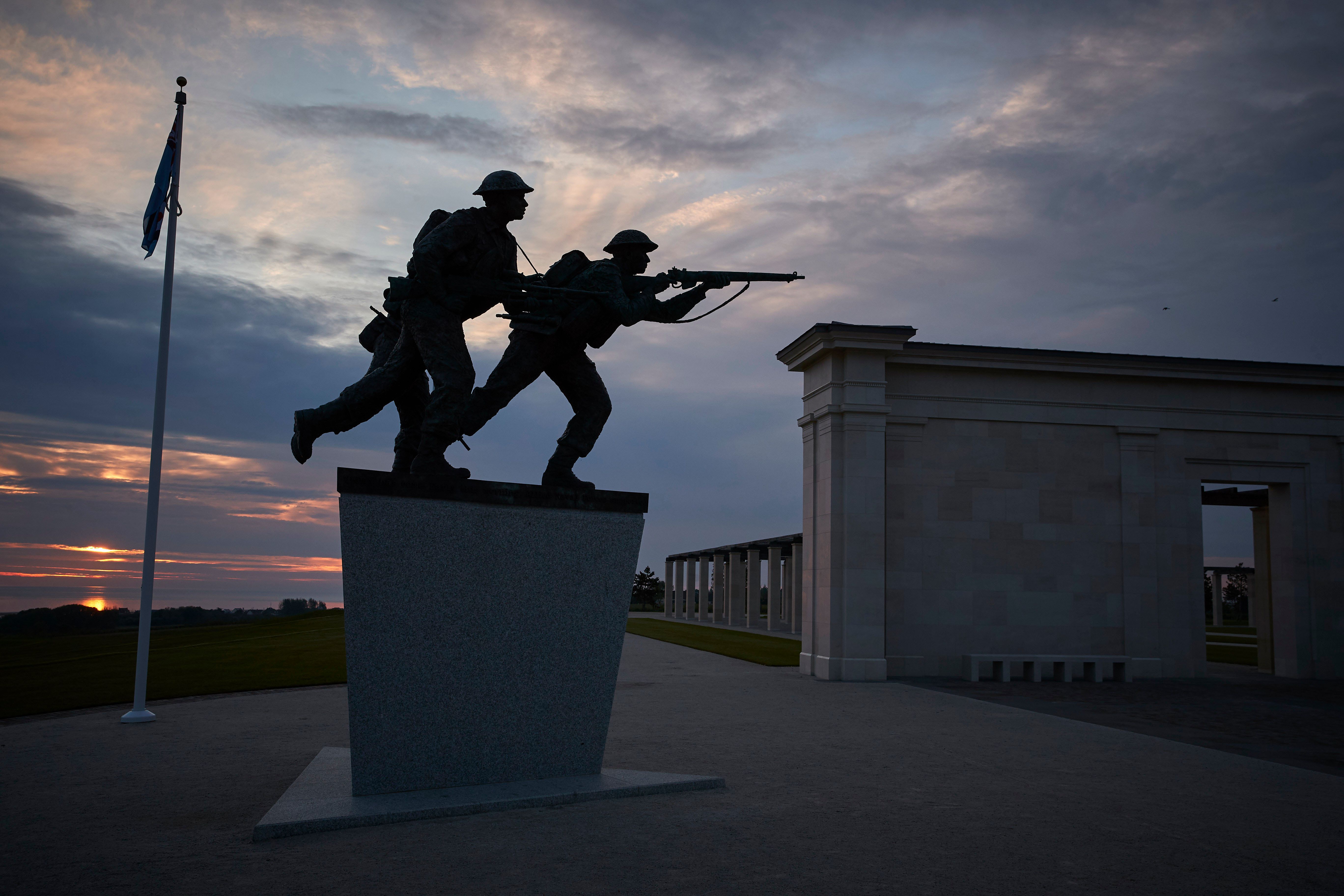 D Day sculpture by David Williams Ellis on British Normandy Memorial site DATE UNKNOWN CREDIT britishnormandymemorial.org .jpeg