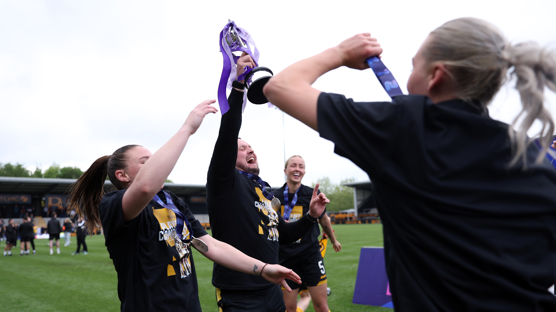 Dan McNamara celebrates Wolves promotion 3 CREDIT Wolves Women.jpg 