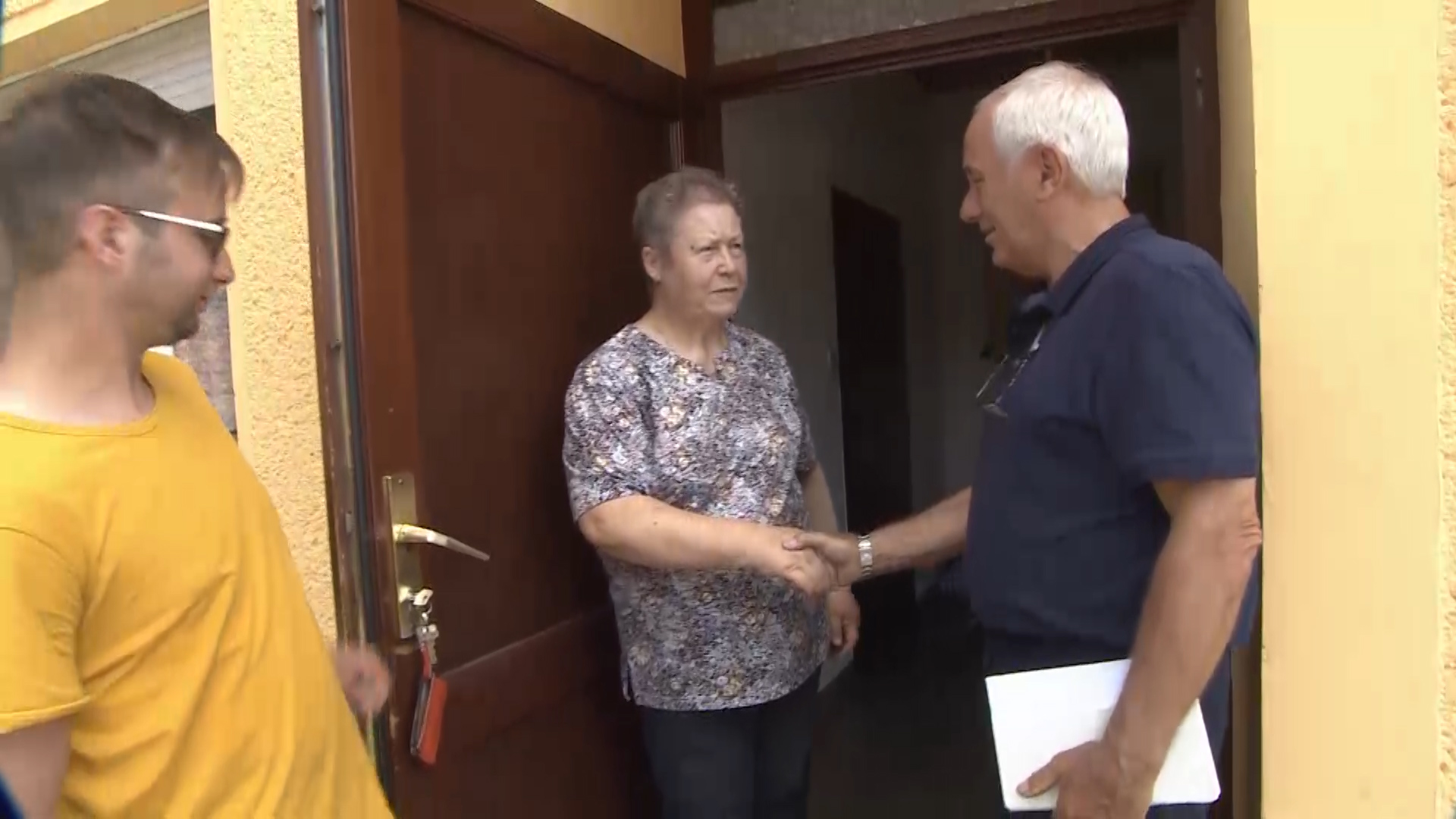 Dave meets the woman whose husband helped him 33 years earlier 211019 CREDIT BFBS.jpg