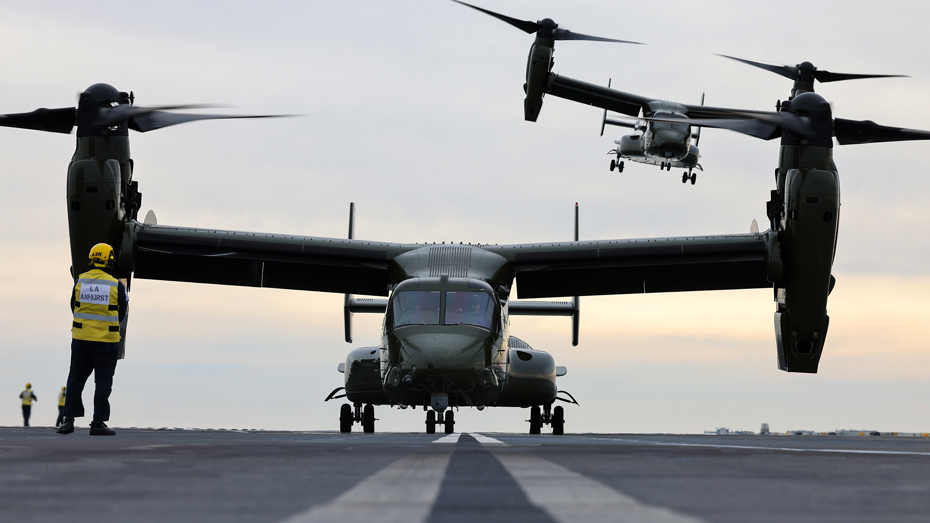 A V-22 Osprey tilt-rotor aircraft prepares to take off after witnessing the Mojave trials (Picture: MOD)