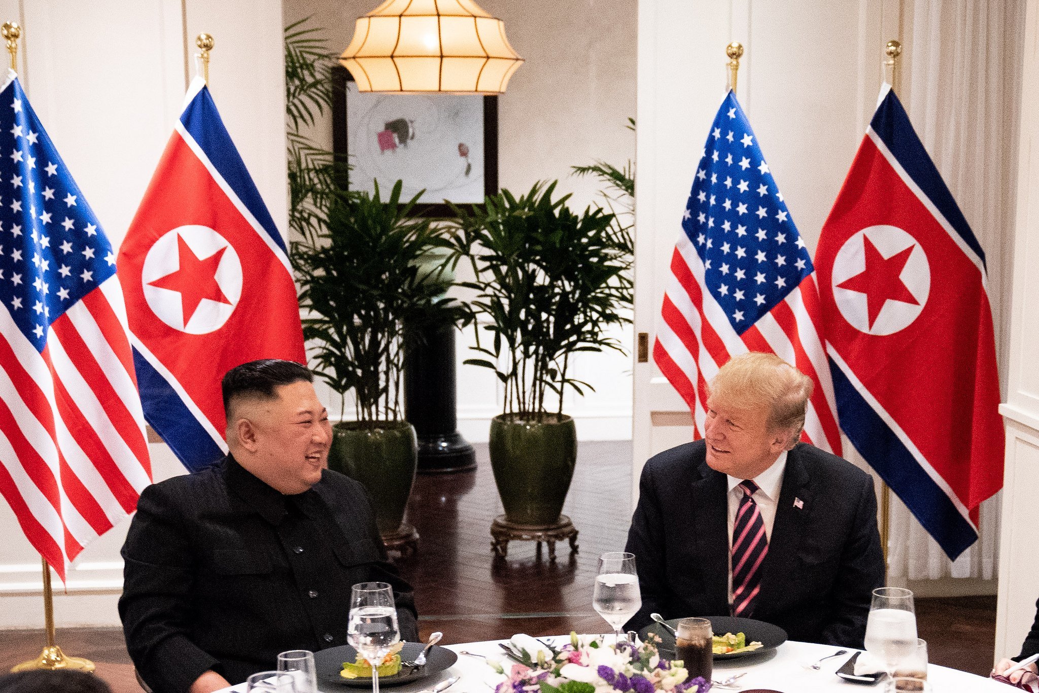 Donald Trump with Kim Jong Un during Vietnam meeting