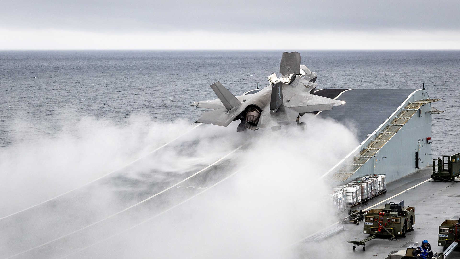 A F-35B Lightning launches from the HMS Prince of Wales