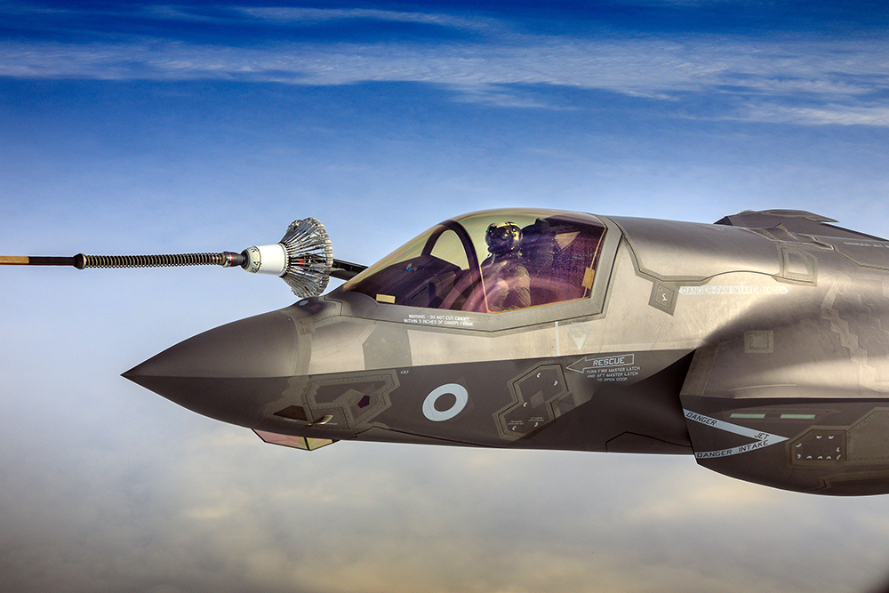 F-35B refuels from an RAF Voyager over UK airspace for the first time (Picture: RAF).