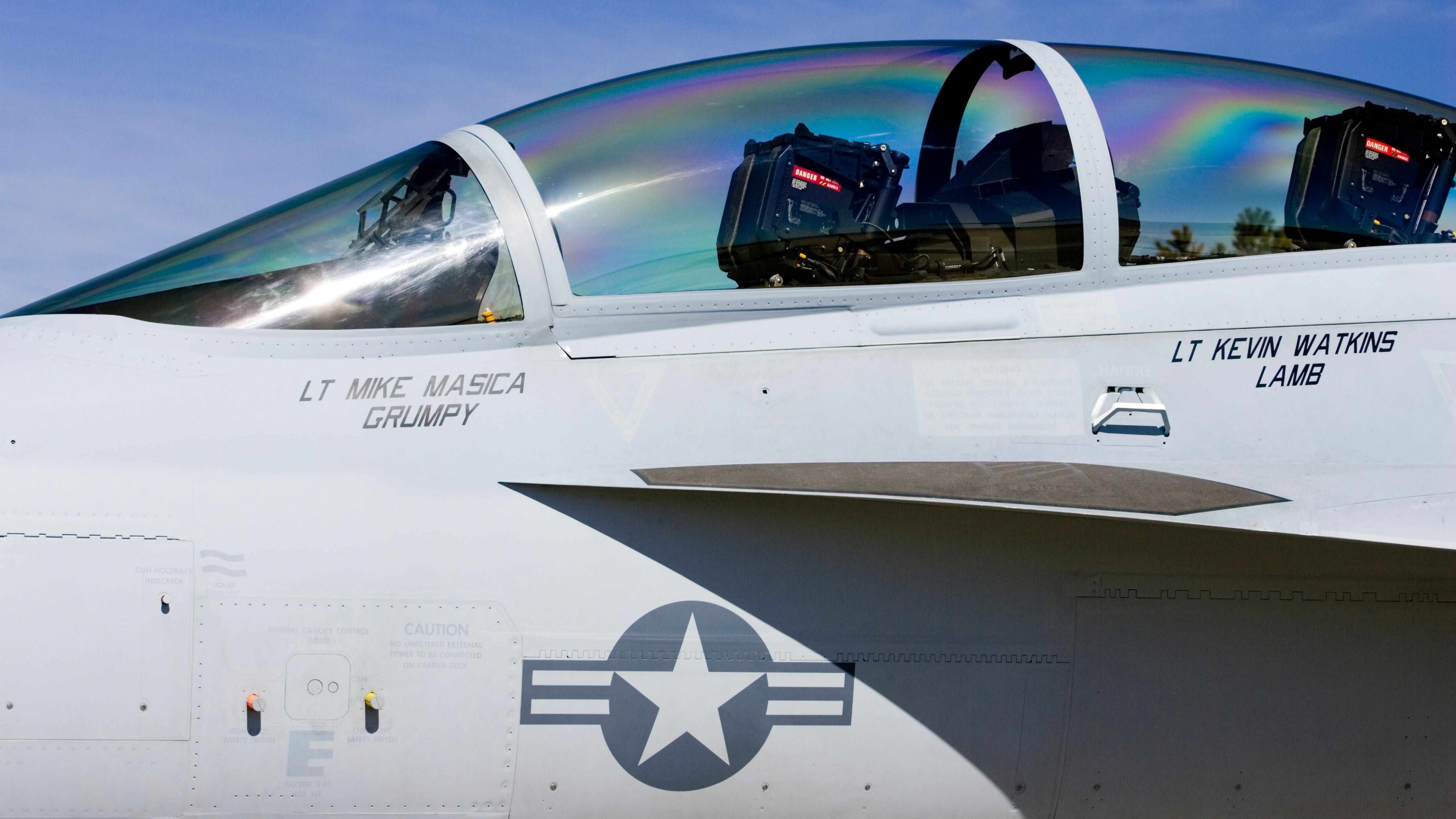 F18 aircraft united states military Image ID B7A7YY DETAILS EXP 041123 CREDIT Alamy.jpg