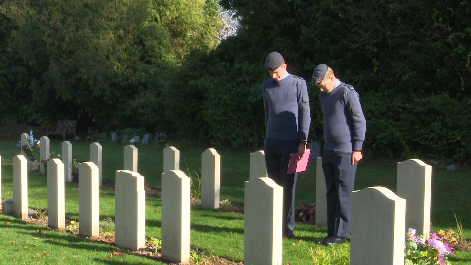 RAF Halton cadets have placed remembrance crosses on over 200 war graves in Buckinghamshire.