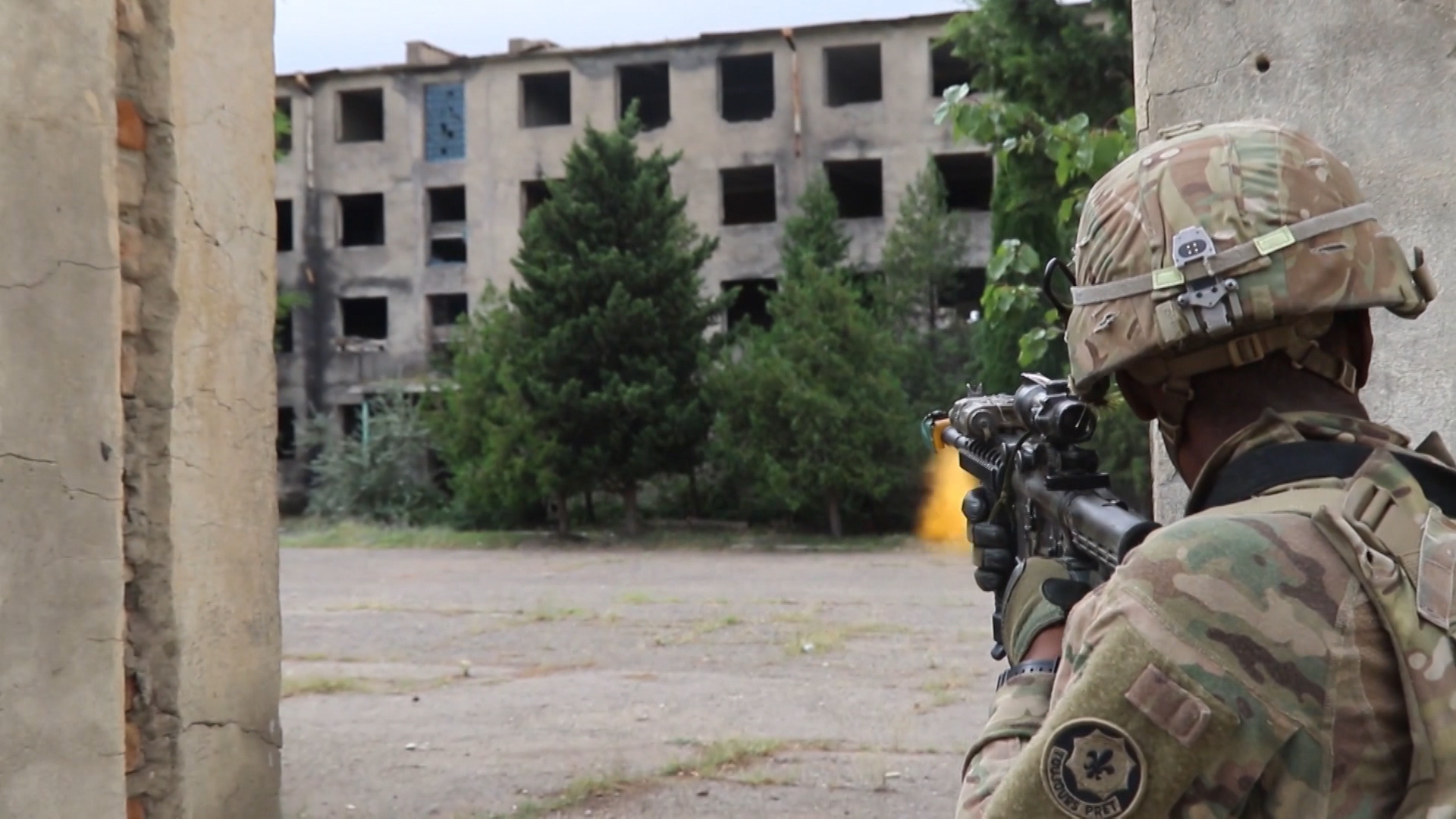 In previous years Exercise Noble Partner was conducted at a former Soviet air base on the outskirts of Tbilisi and involved several thousand troops from different countries.