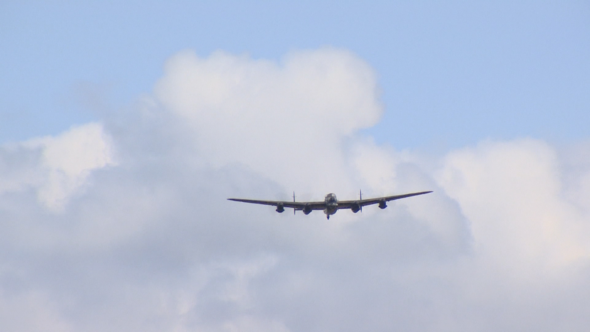 Lancaster performs flypast at 101 Squadron centenary