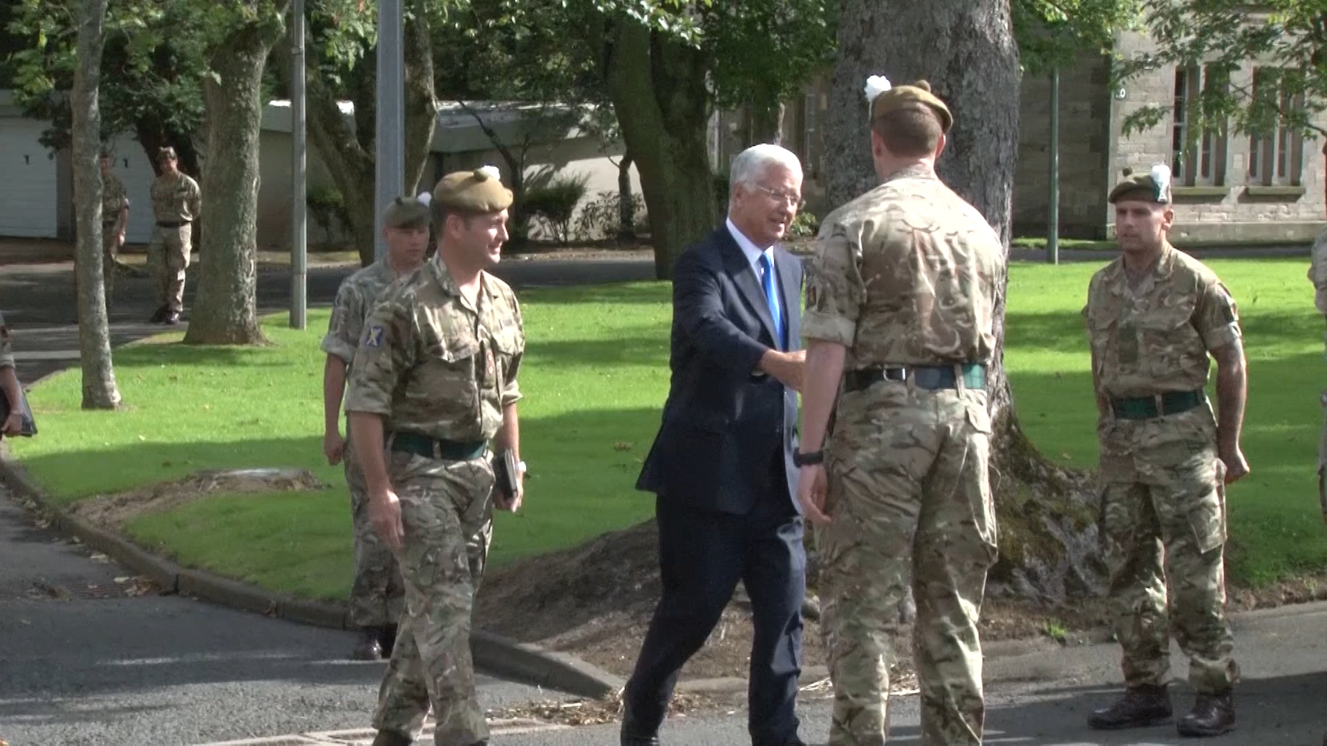 Sir Michael Fallon greets 2 SCOTS