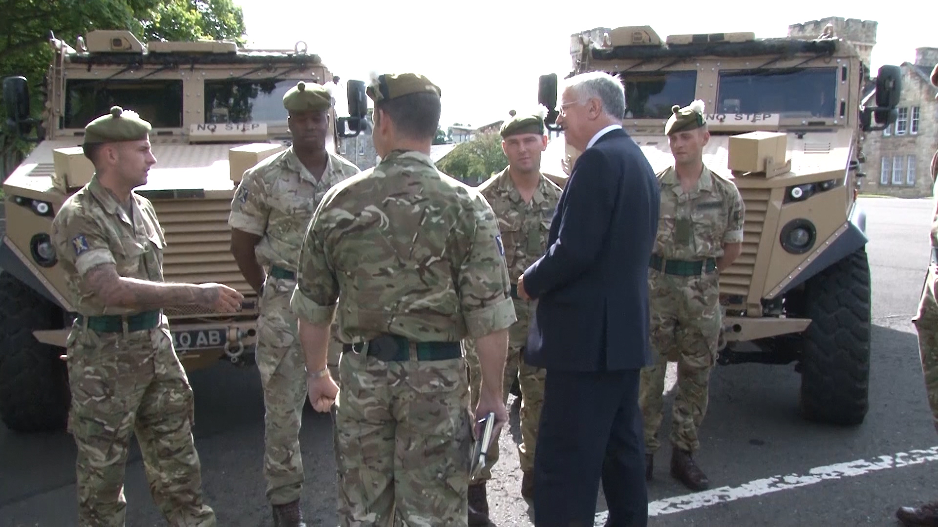 Sir Michael Fallon meets members of 2 SCOTS