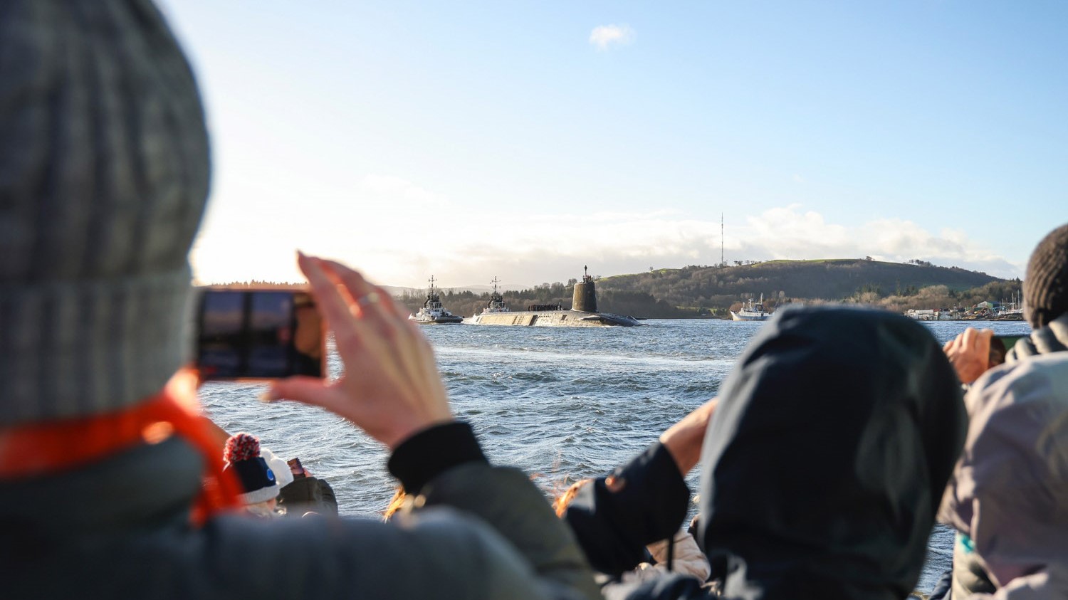 Families take own pictures as Royal Navy HMS Vengeance returns home from patrol over Christmas 17022022 CREDIT MOD