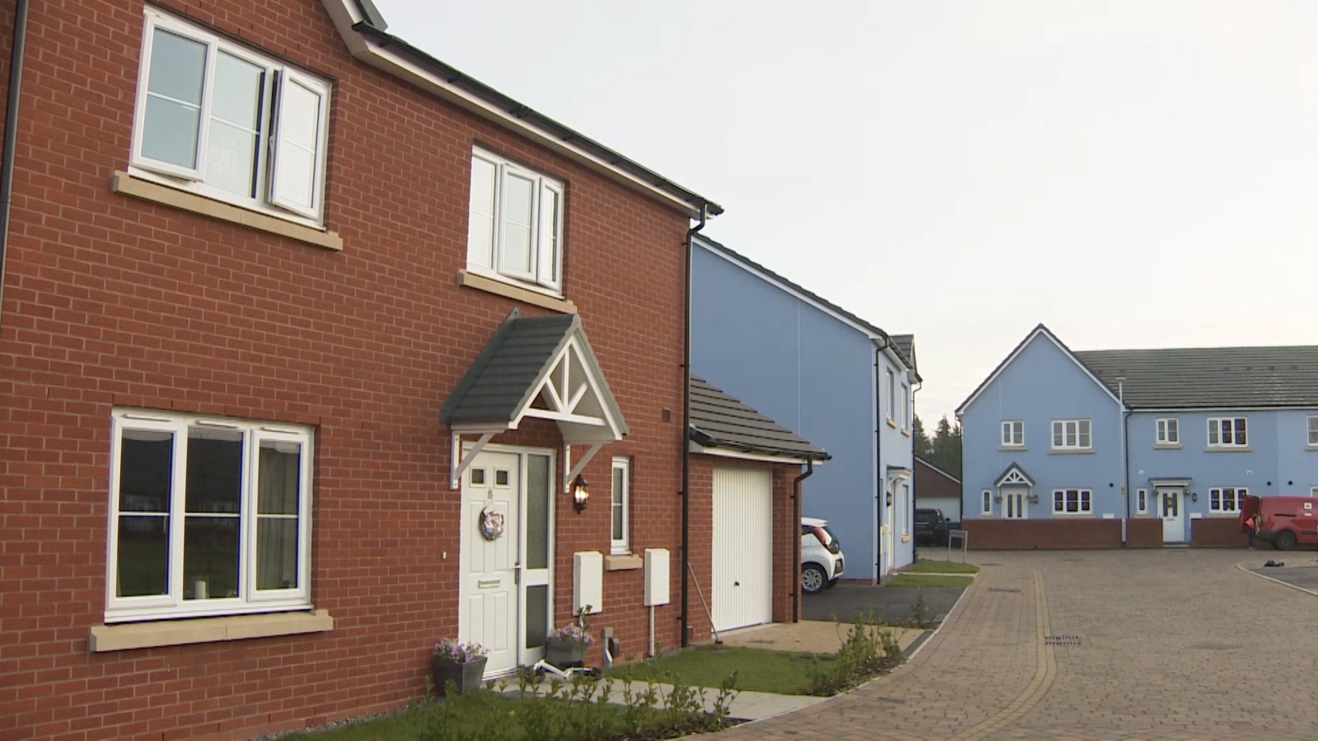 Family housing on military housing estate on Salisbury Plain, Wiltshire 131220 CREDIT BFBS