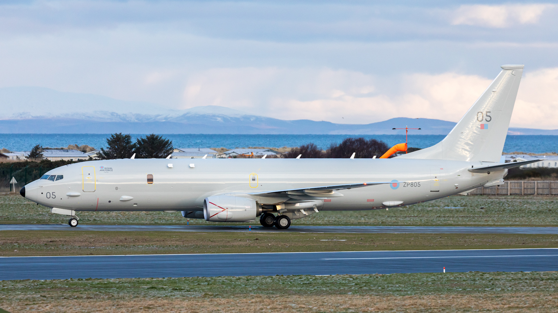 Fifth Poseidon P8A lands at RAF Lossiemouth after flying from Seattle in the US 020221 CREDIT MOD.jpg 
