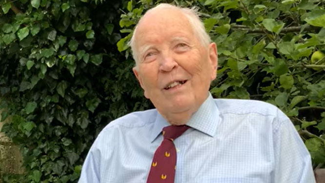 Flight Lieutenant Alan Pollock has died at the age of 89