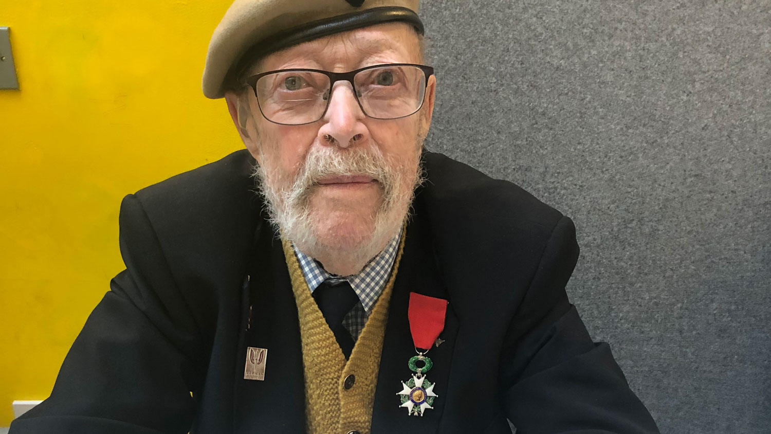 Former SAS Special Operative Mr Alec Borrie wearing a Légion d’honneur medal CREDIT The Taxi Charity
