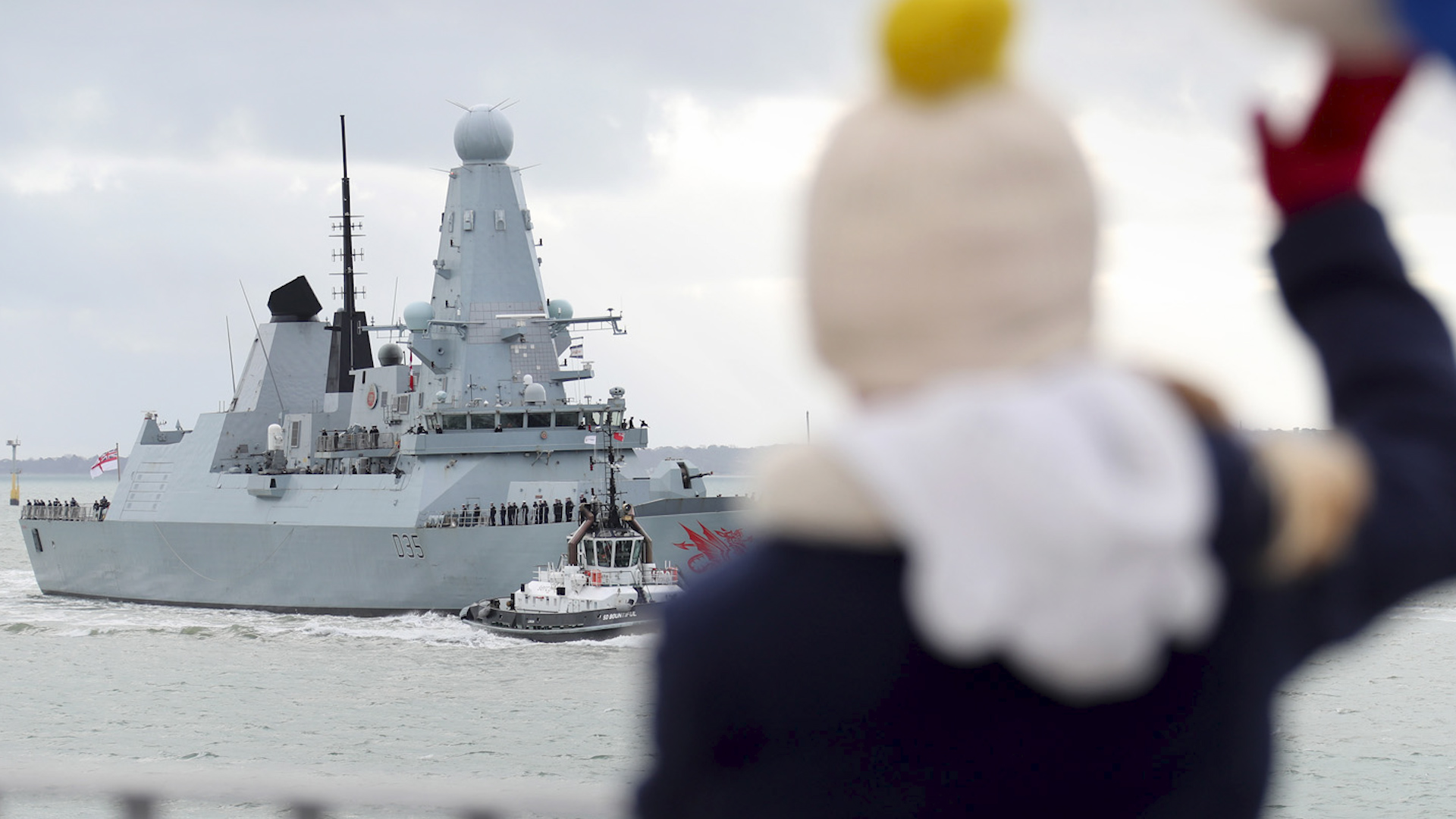Friends and family welcome HMS Dragon back home in Portsmouth (Picture: Royal Navy).