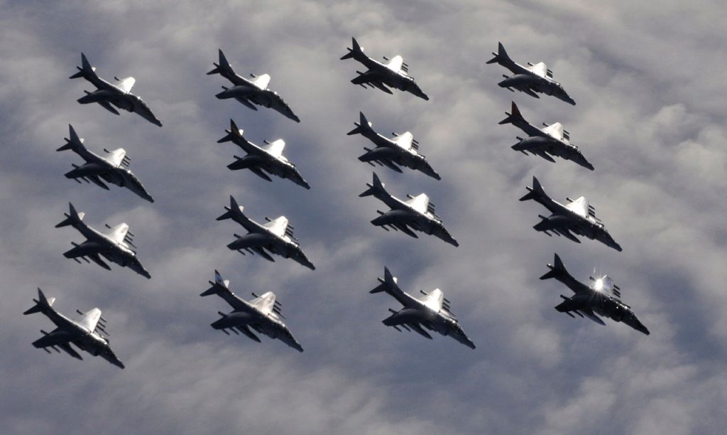 GR9 Harrier aircraft diamond formation to mark retirement 141210 CREDIT MOD