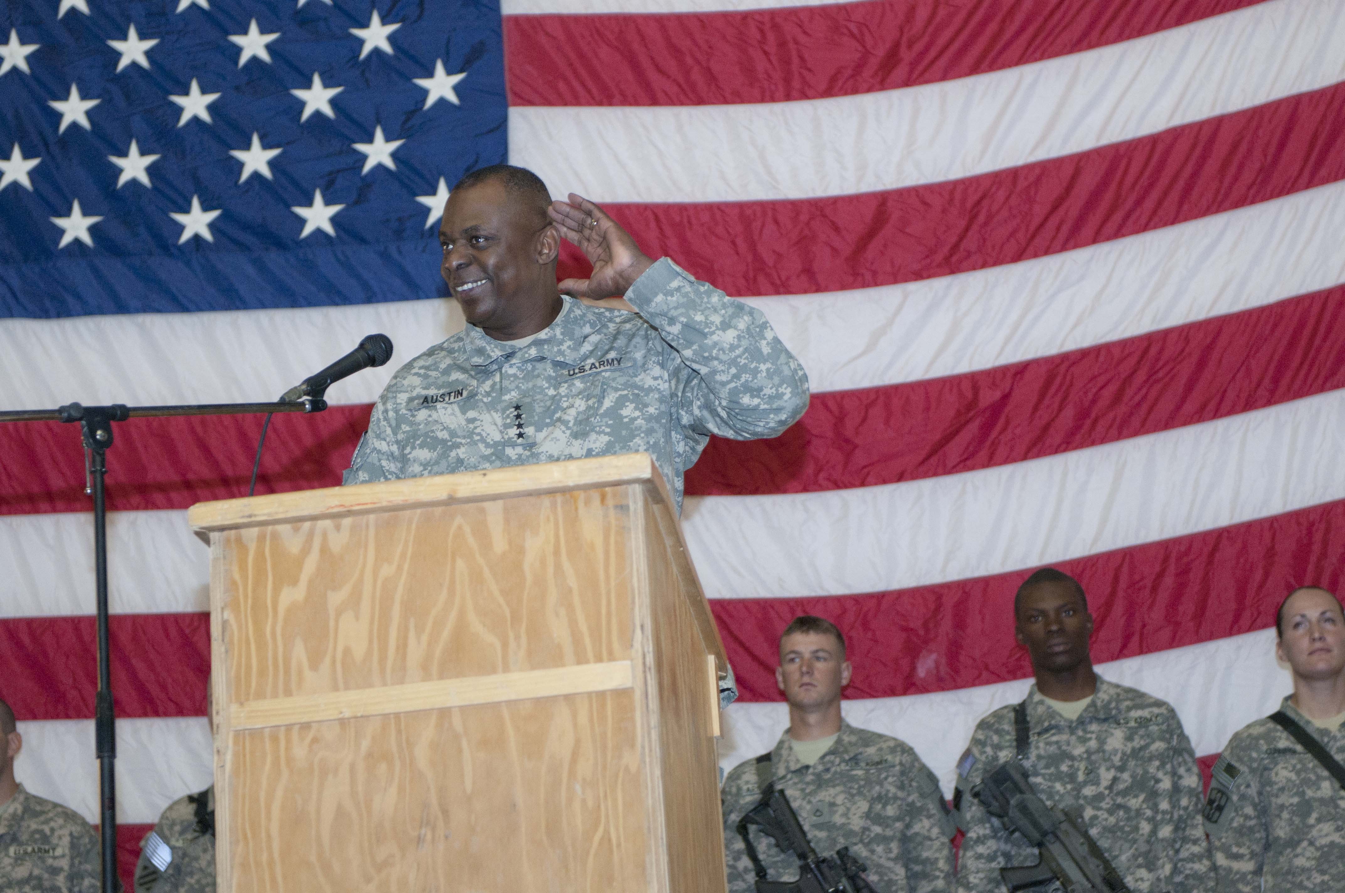 Gen Lloyd J. Austin US Defense Secretary Iraq 112510 CREDIT DVIDS