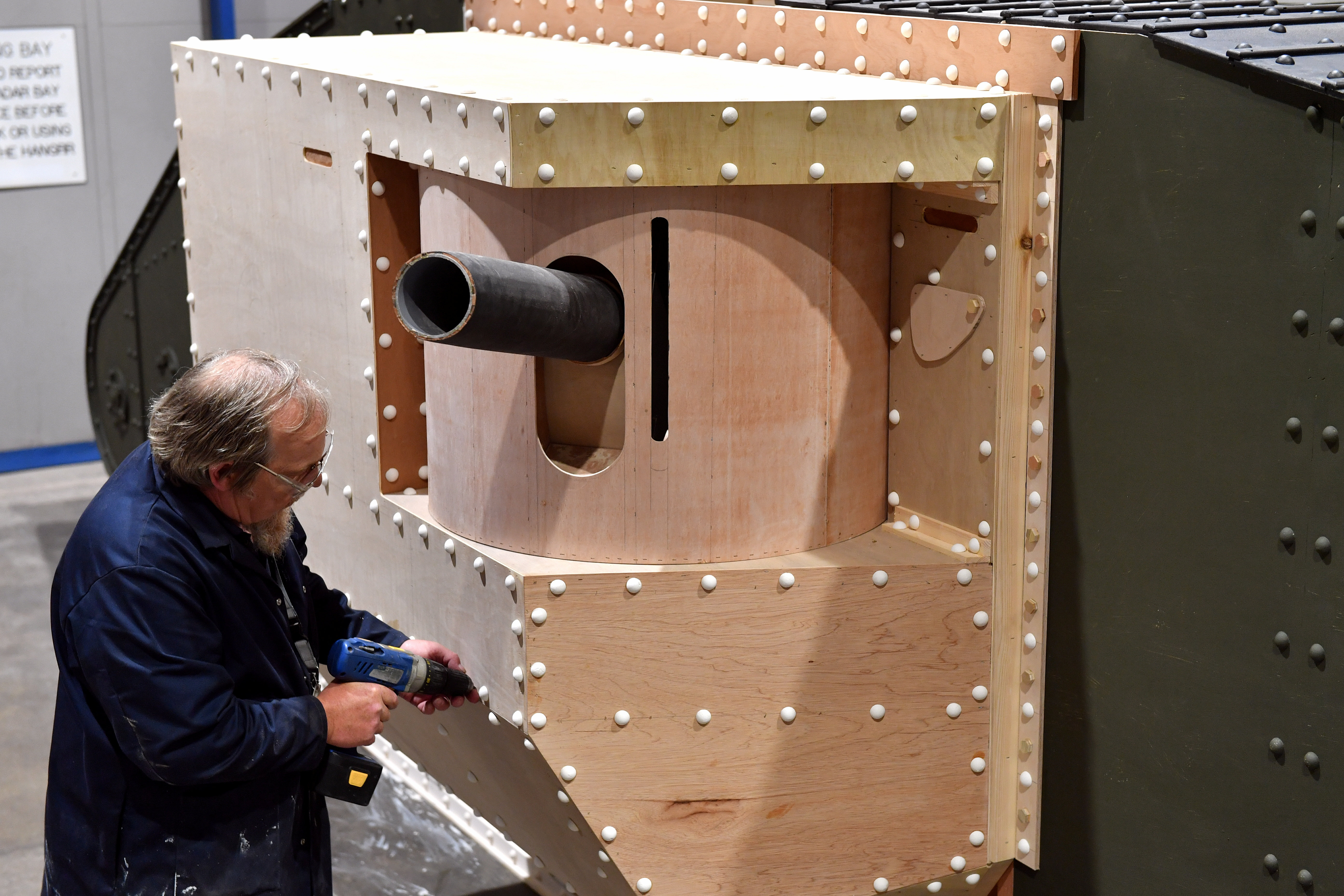 Geoff Armstrong's WW1 tank replica CREDIT SWNS