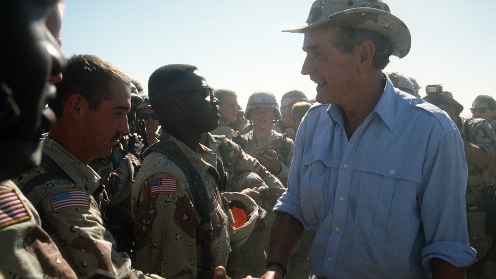 George Bush in Saudi Arabia 25111990 CREDIT US Dept of Defense