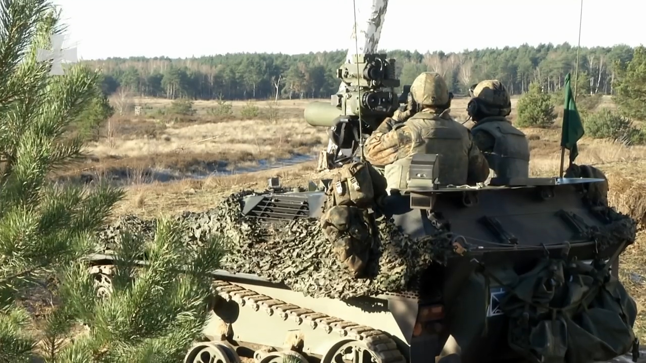 German paratroopers