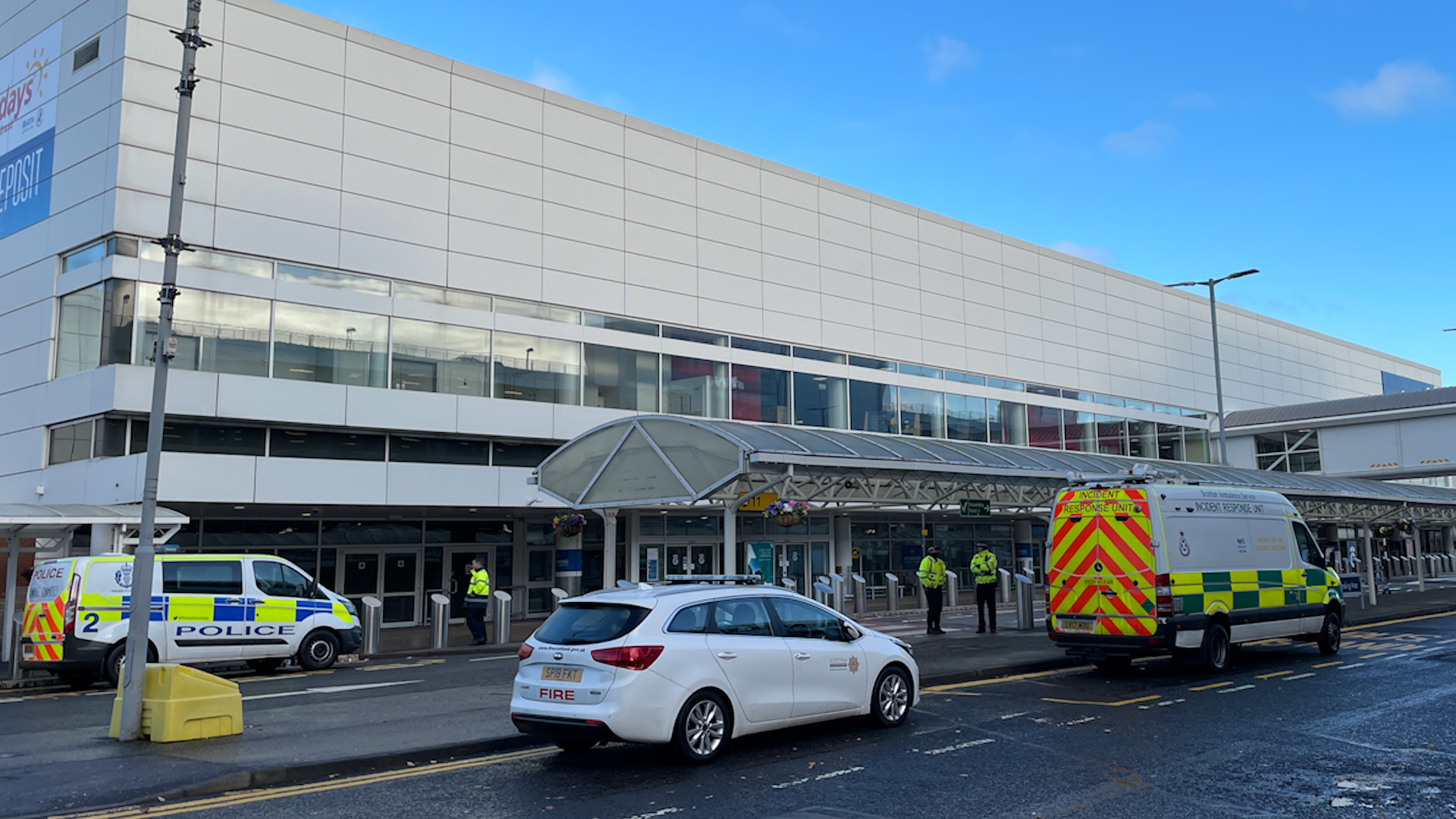 Glasgow Airport bomb disposal suspicious package 051222 CREDIT BFBS