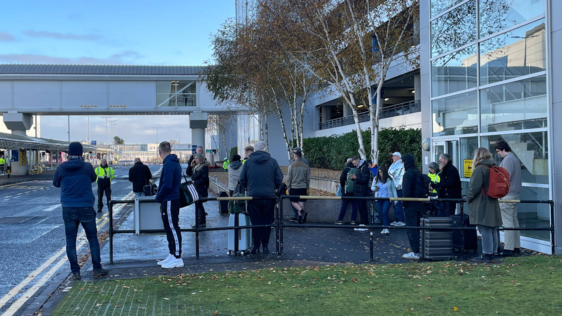 Glasgow Airport bomb disposal suspicious package crowds 051222 CREDIT BFBS
