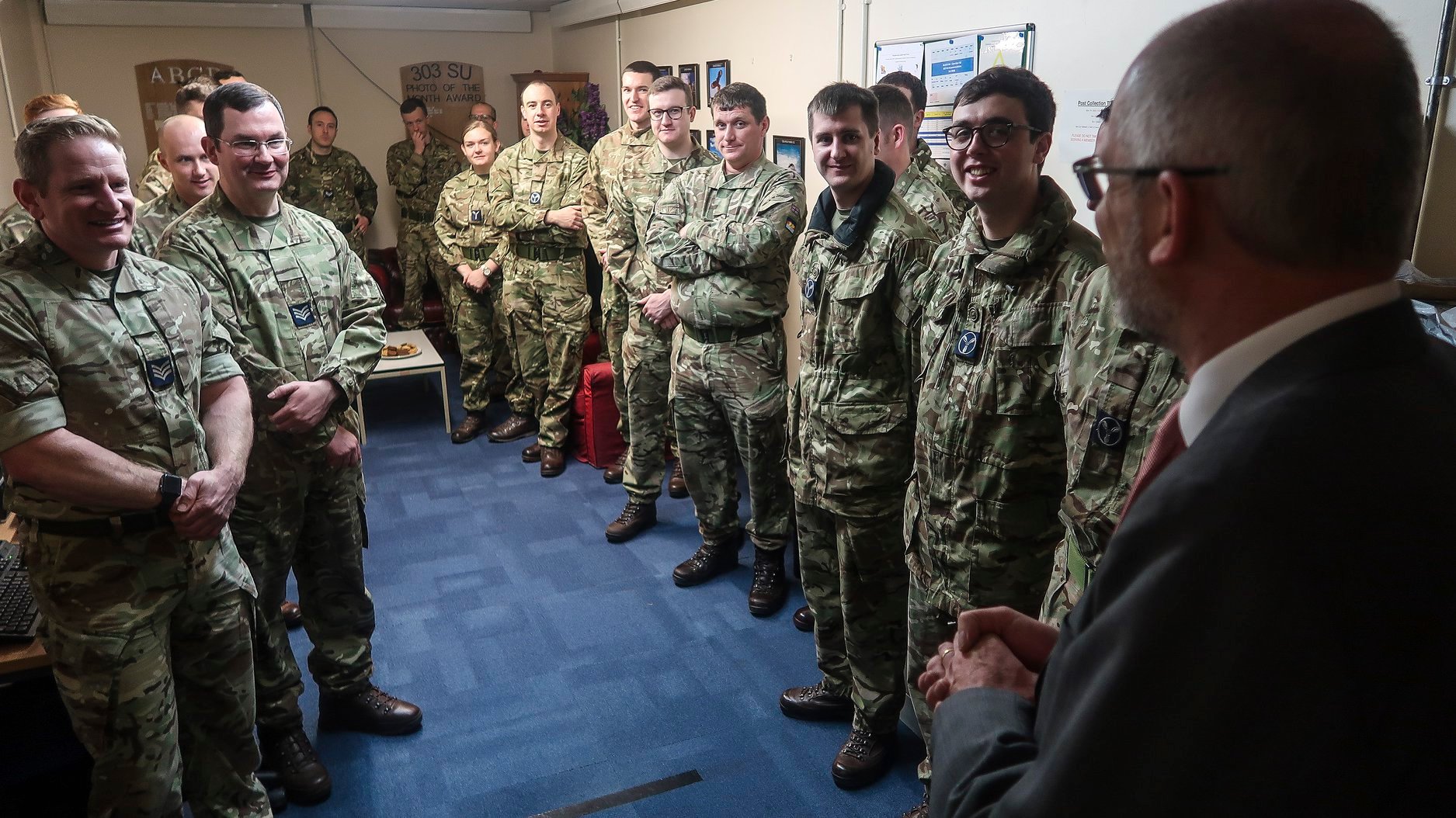 Governor addressing 303 Signals Unit