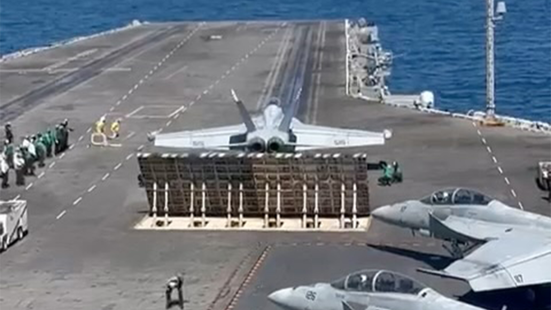 EA-18G Growler off USS Abraham Lincoln