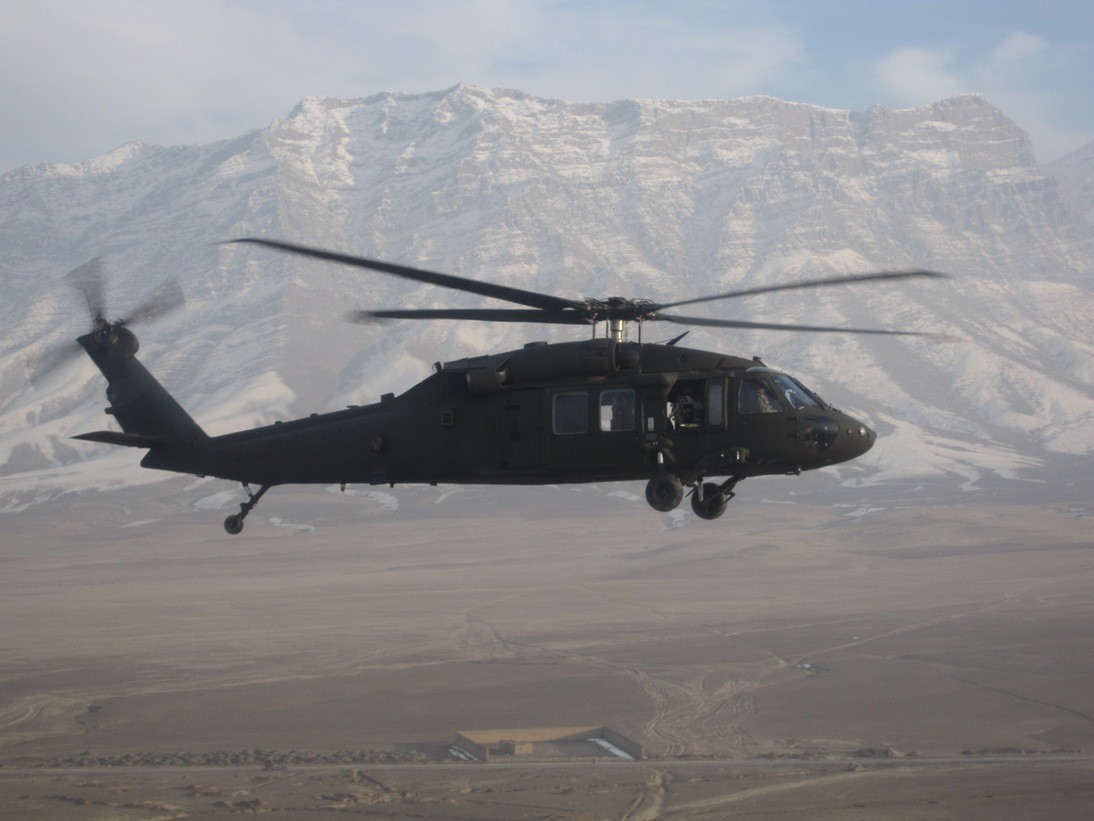 HH-60 Black Hawk unknown location DATE UNKNOWN CREDIT US ARMY.jpeg	
